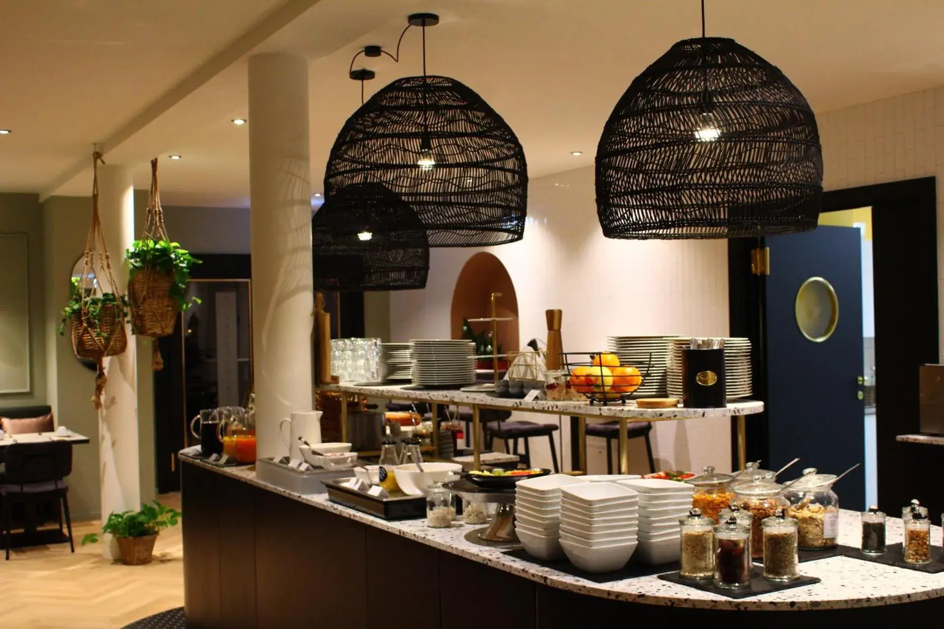 Food and drinks, Restaurant/Places to Eat in Hotel Garni Maximilian