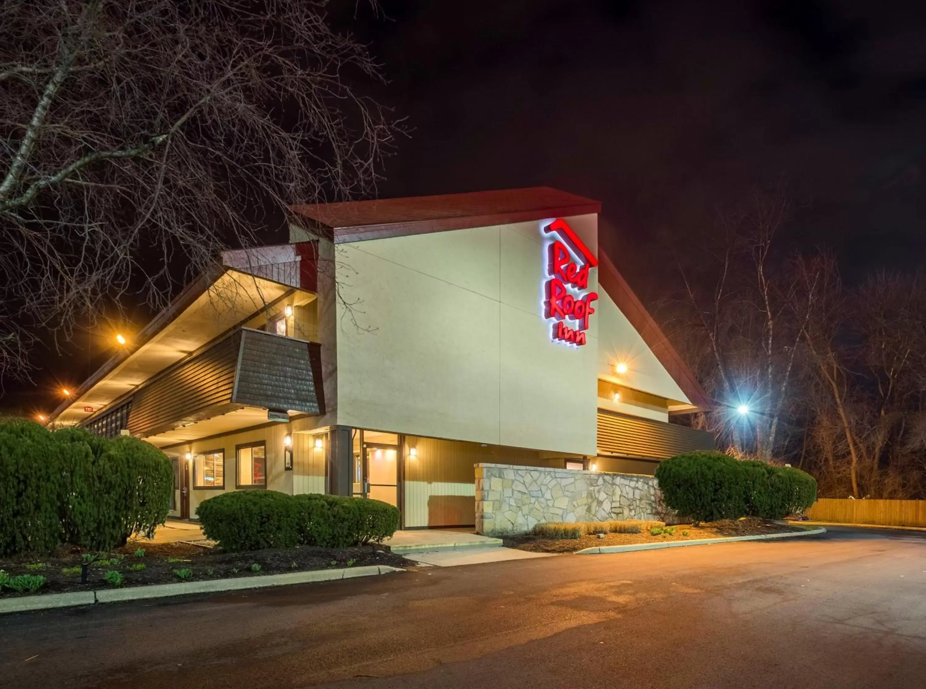 Property Building in Red Roof Inn Indianapolis South