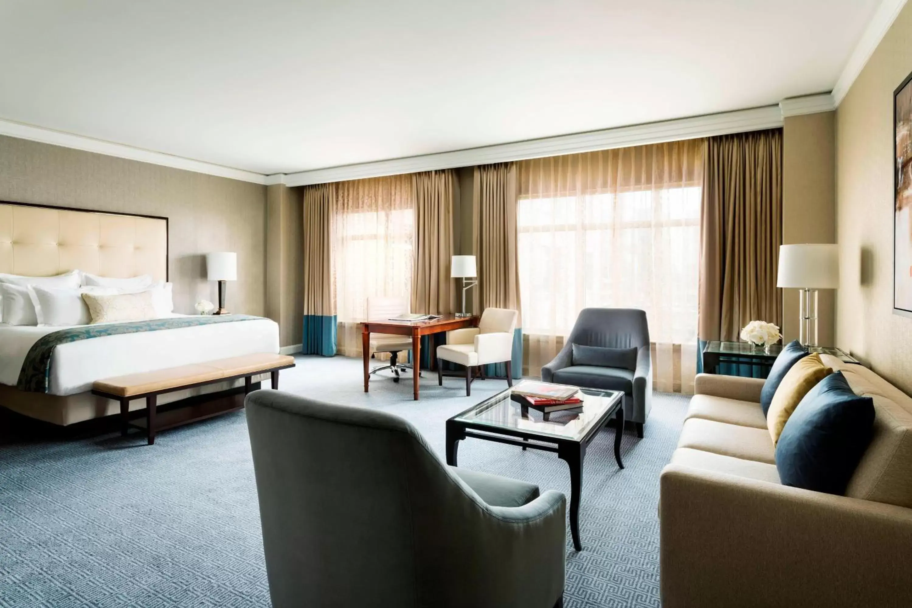Photo of the whole room in The Ritz-Carlton, Dallas