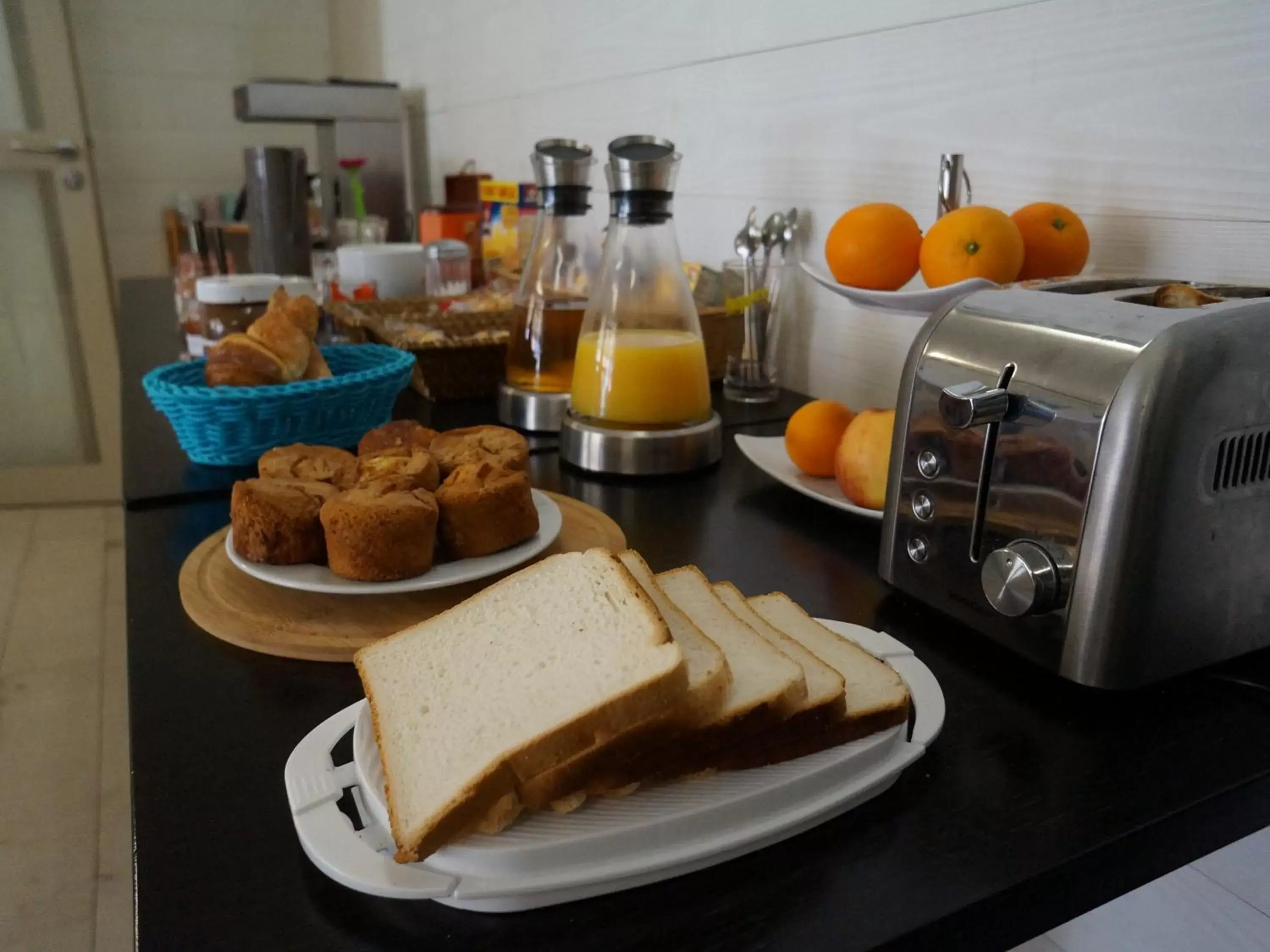 Activities, Breakfast in Hotel et Studios Le Marina Baie de La Baule