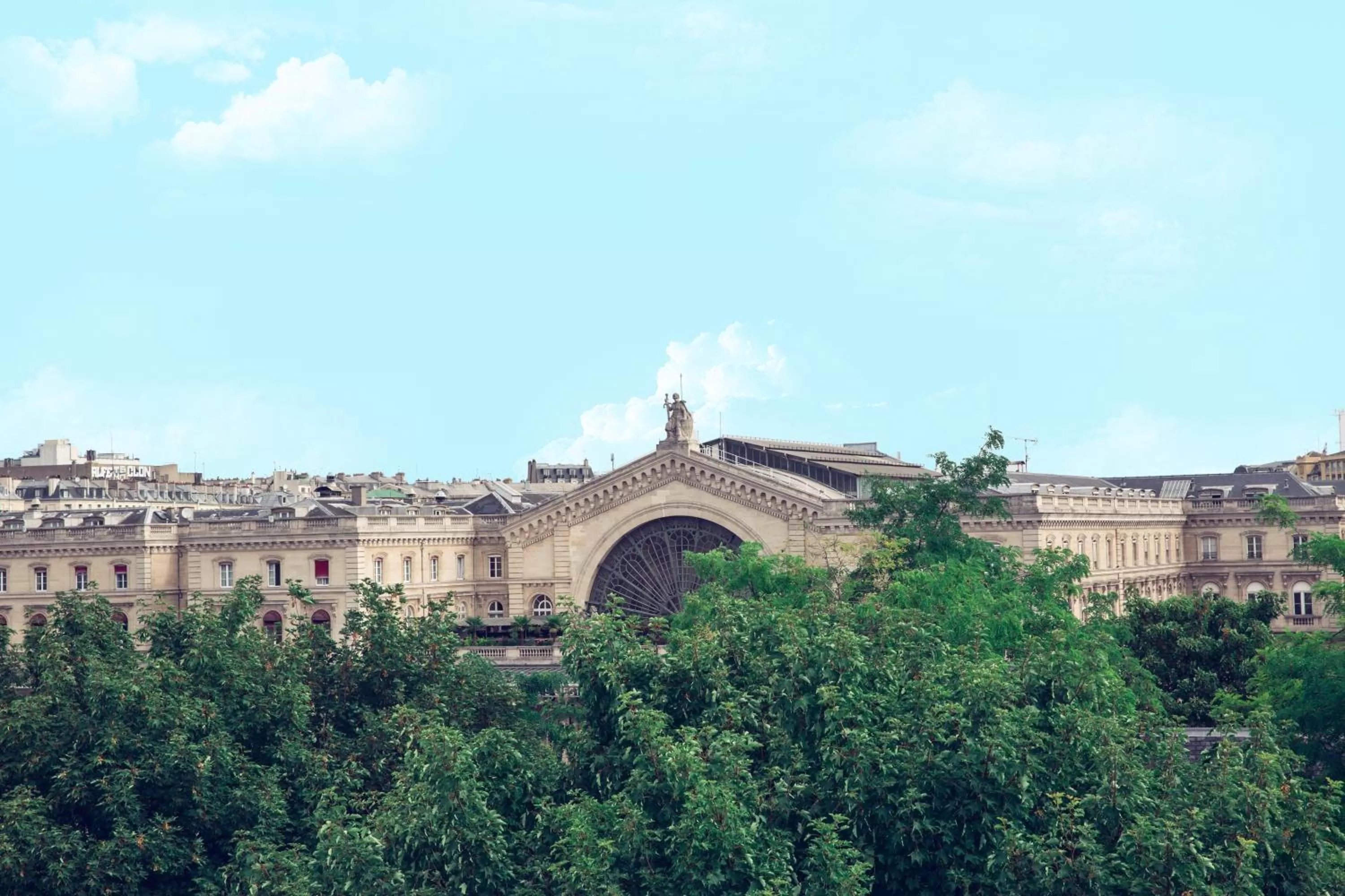 Neighbourhood in Timhotel Paris Gare de l'Est