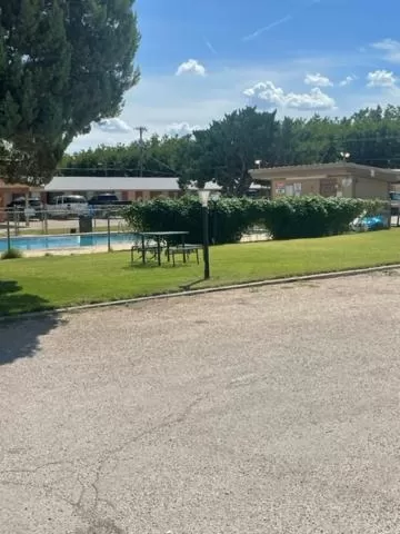 Garden view in Artesia Inn- No Service Fees