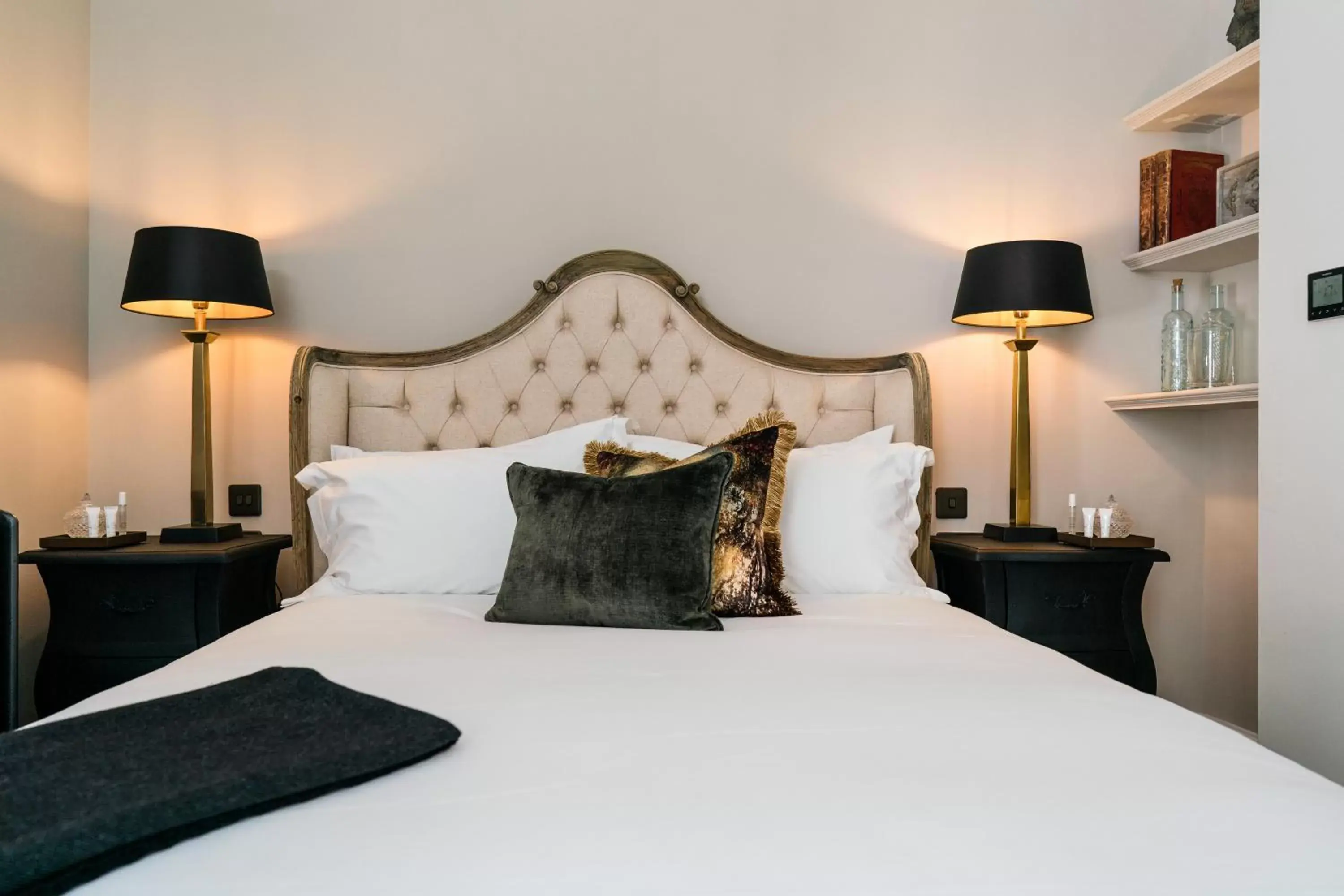 Bedroom, Bed in The Regency Suites & Residences