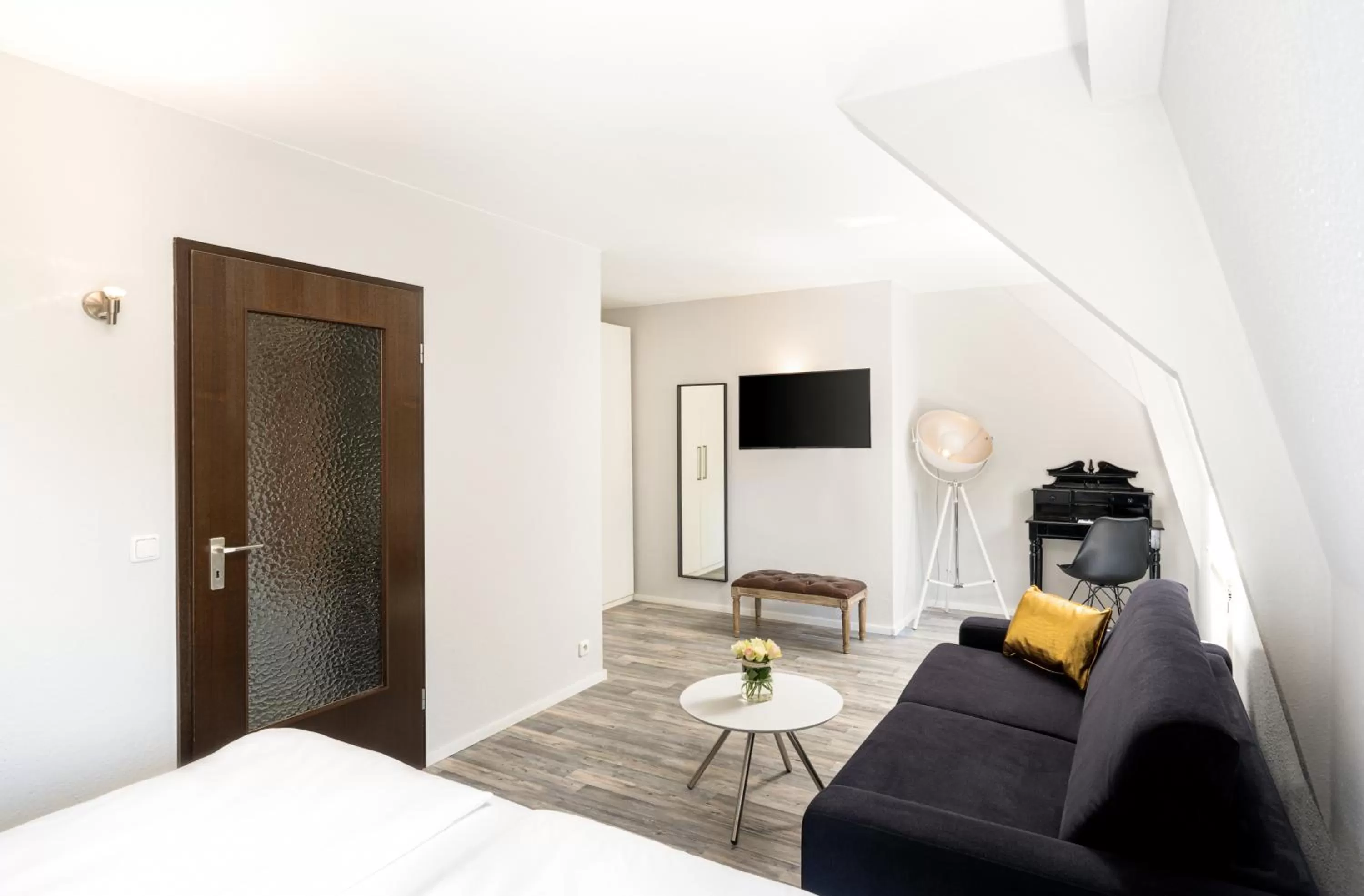 Photo of the whole room, Bed in Arthotel ANA Gold