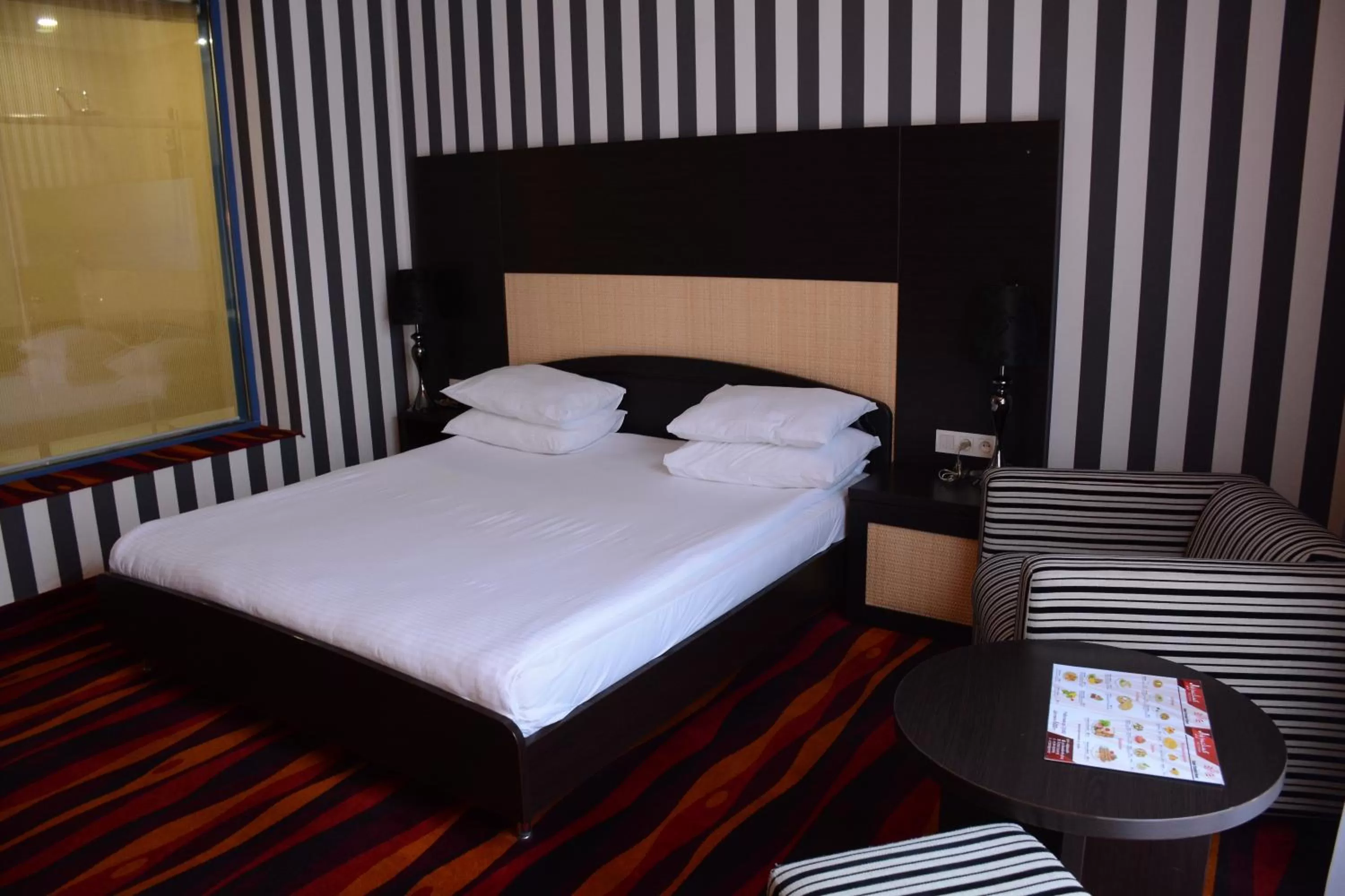 Bed in Sapar Standart Hotel