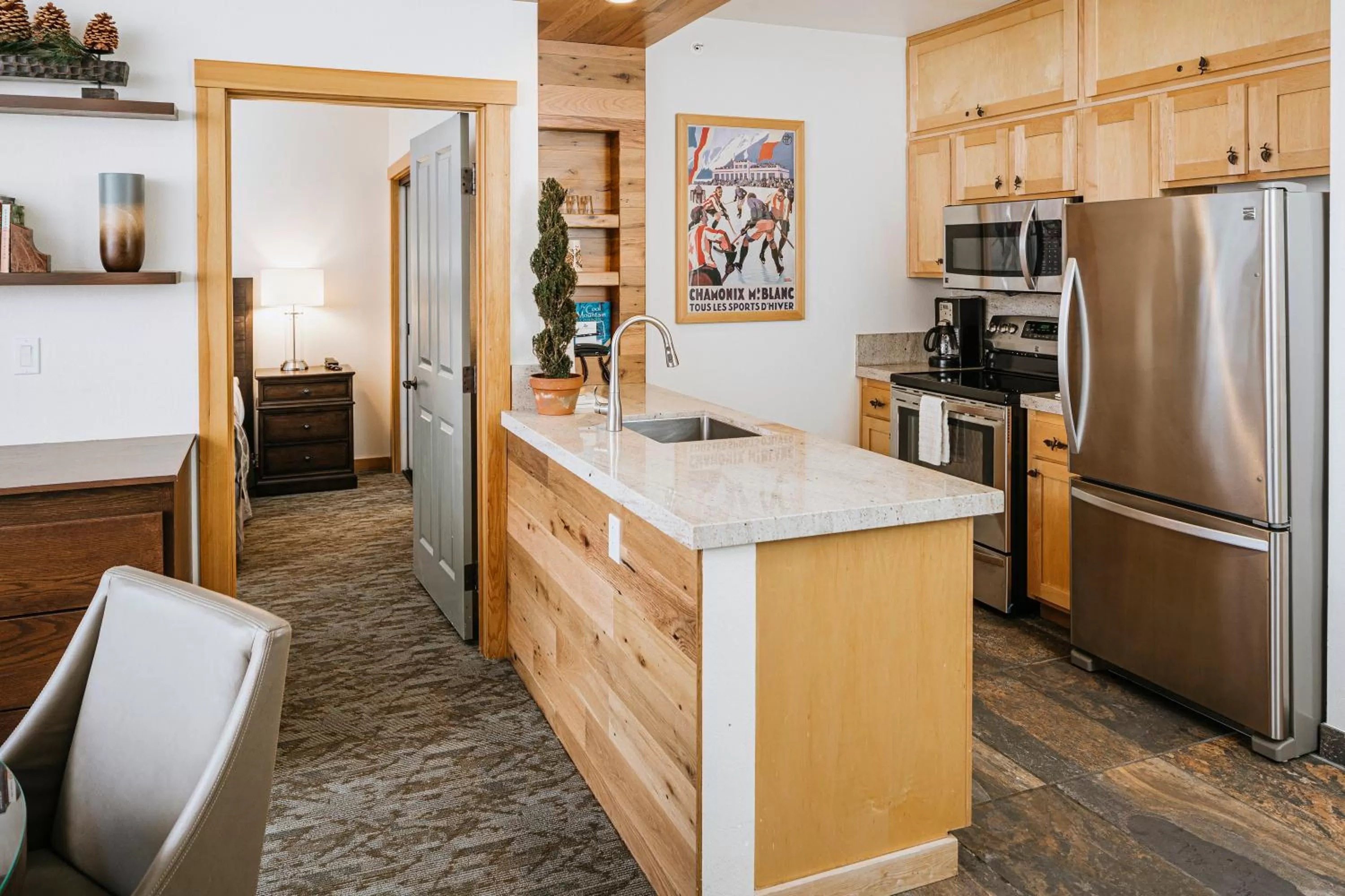 Kitchen or kitchenette in Juniper Springs Resort