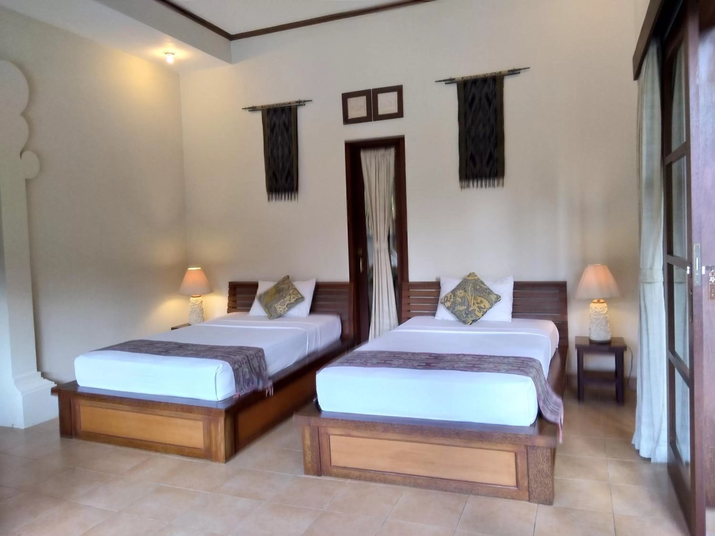 Bed in Ubud Lestari Bungalows