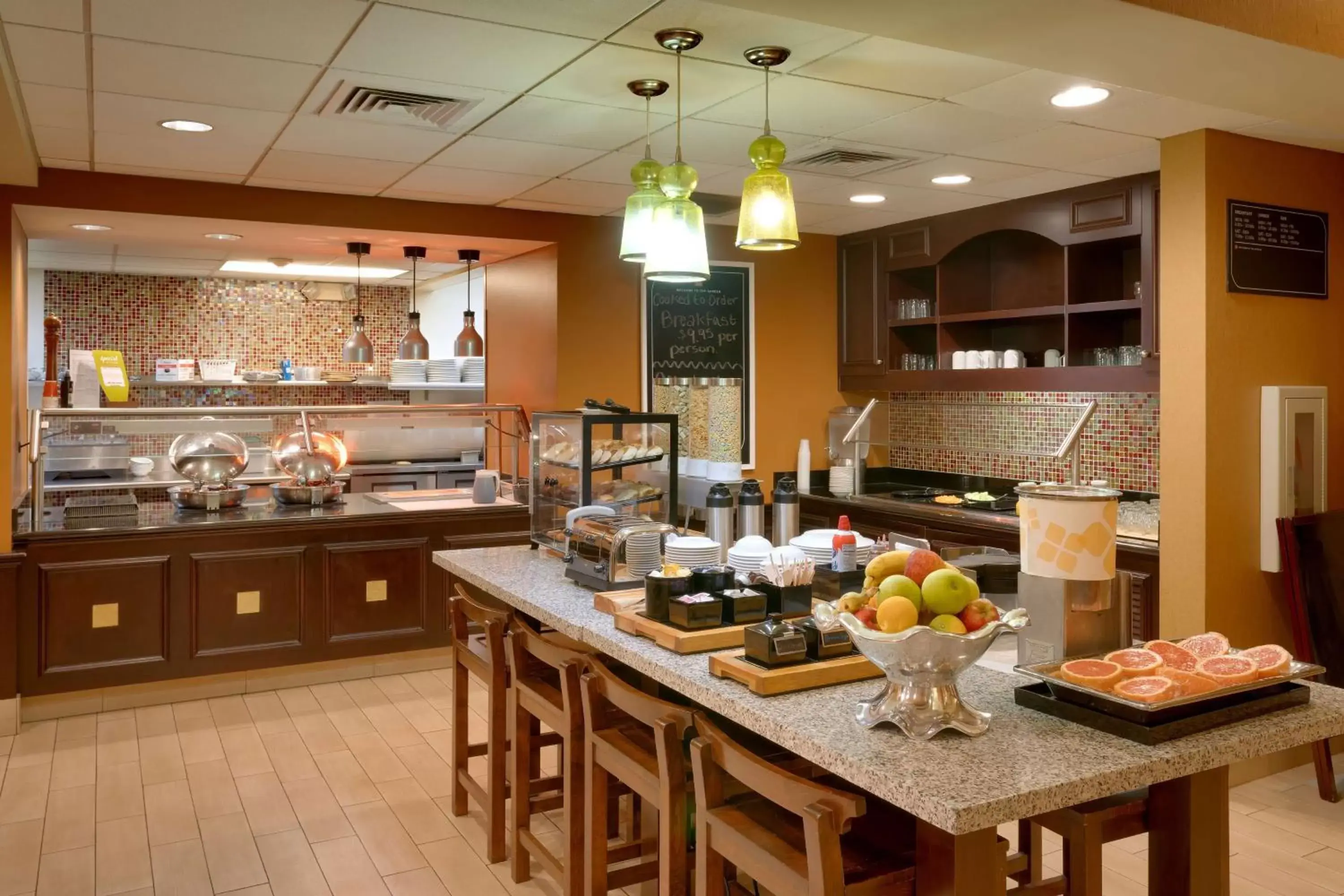 Dining area, Restaurant/Places to Eat in Hilton Garden Inn Clarksville