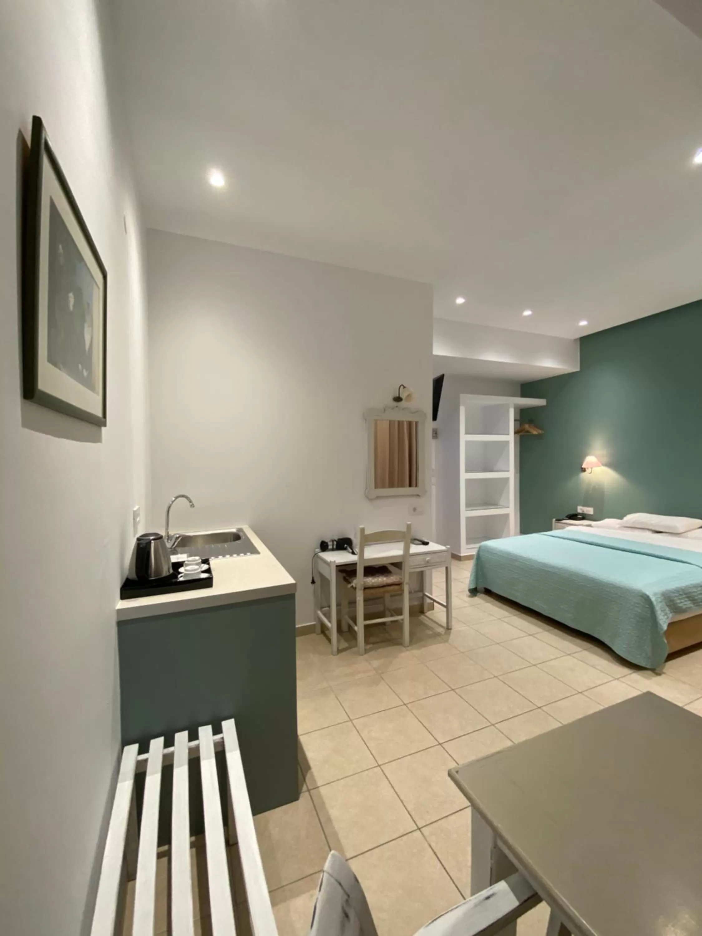 Photo of the whole room, Bed in Ikaros Art Hotel