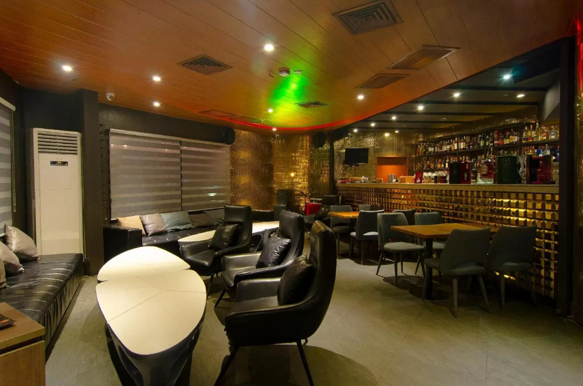 Restaurant/places to eat, Lounge/Bar in The Marison Hotel