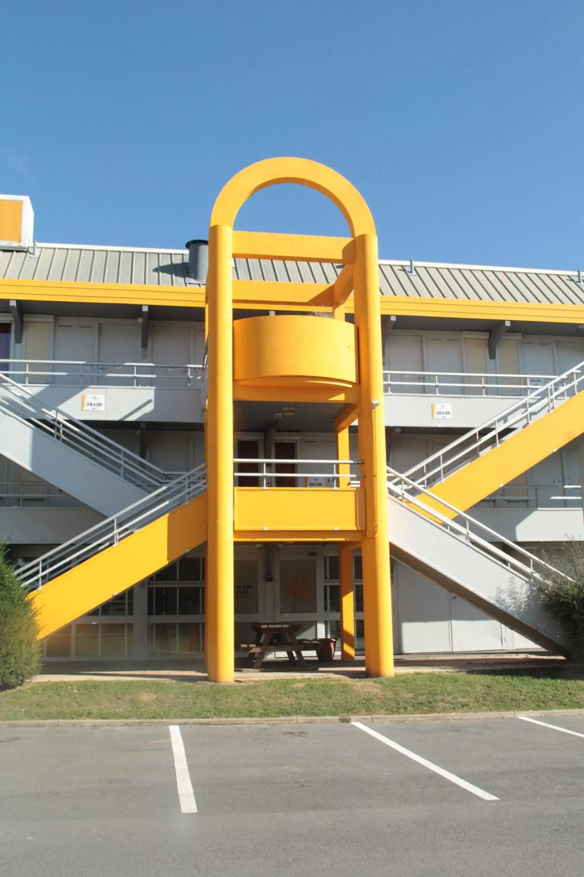 Property building, Facade/Entrance in Premiere Classe Soissons