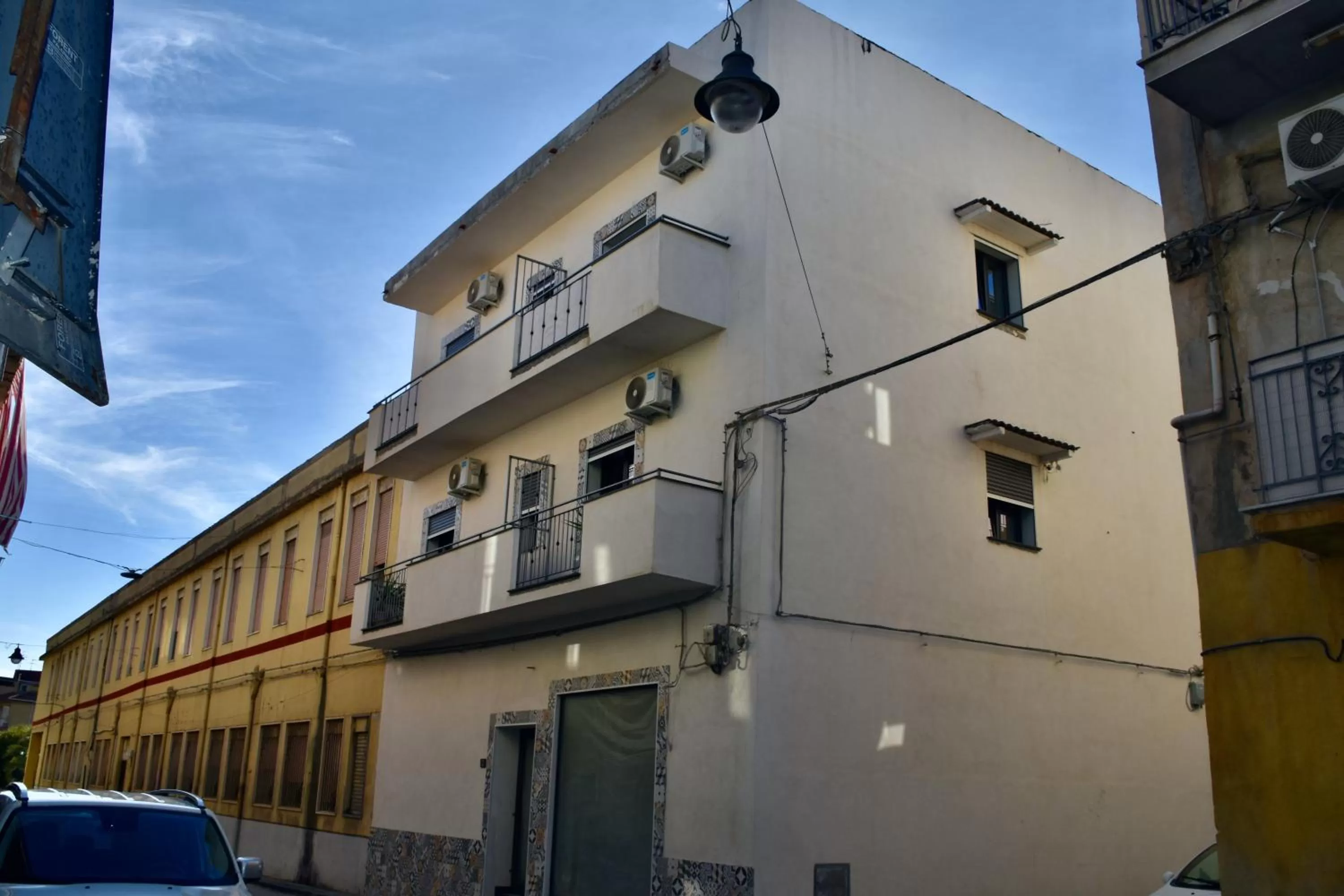 Property building in B&B Aurora