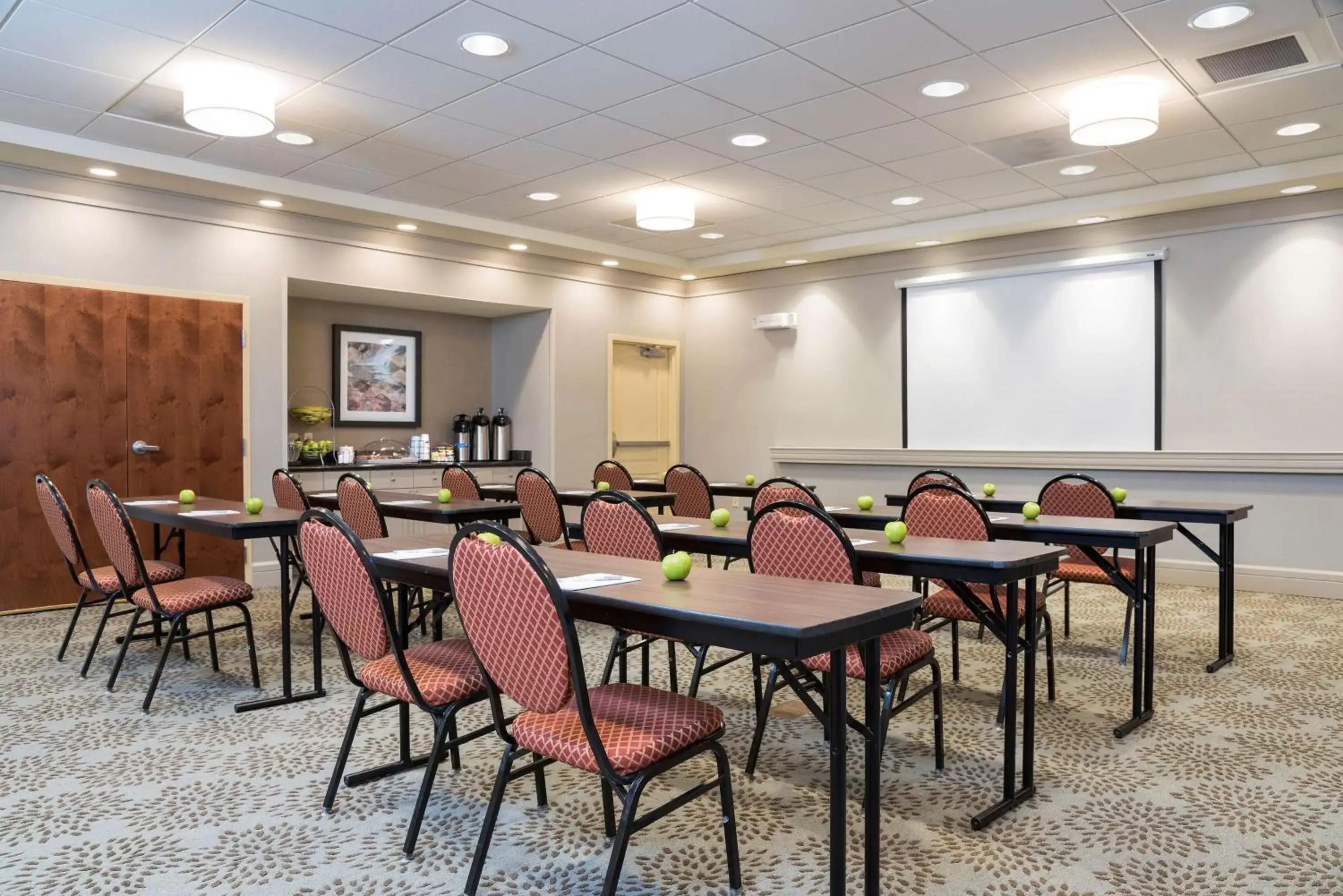 Meeting/conference room in Hampton Inn & Suites Hartford-Manchester