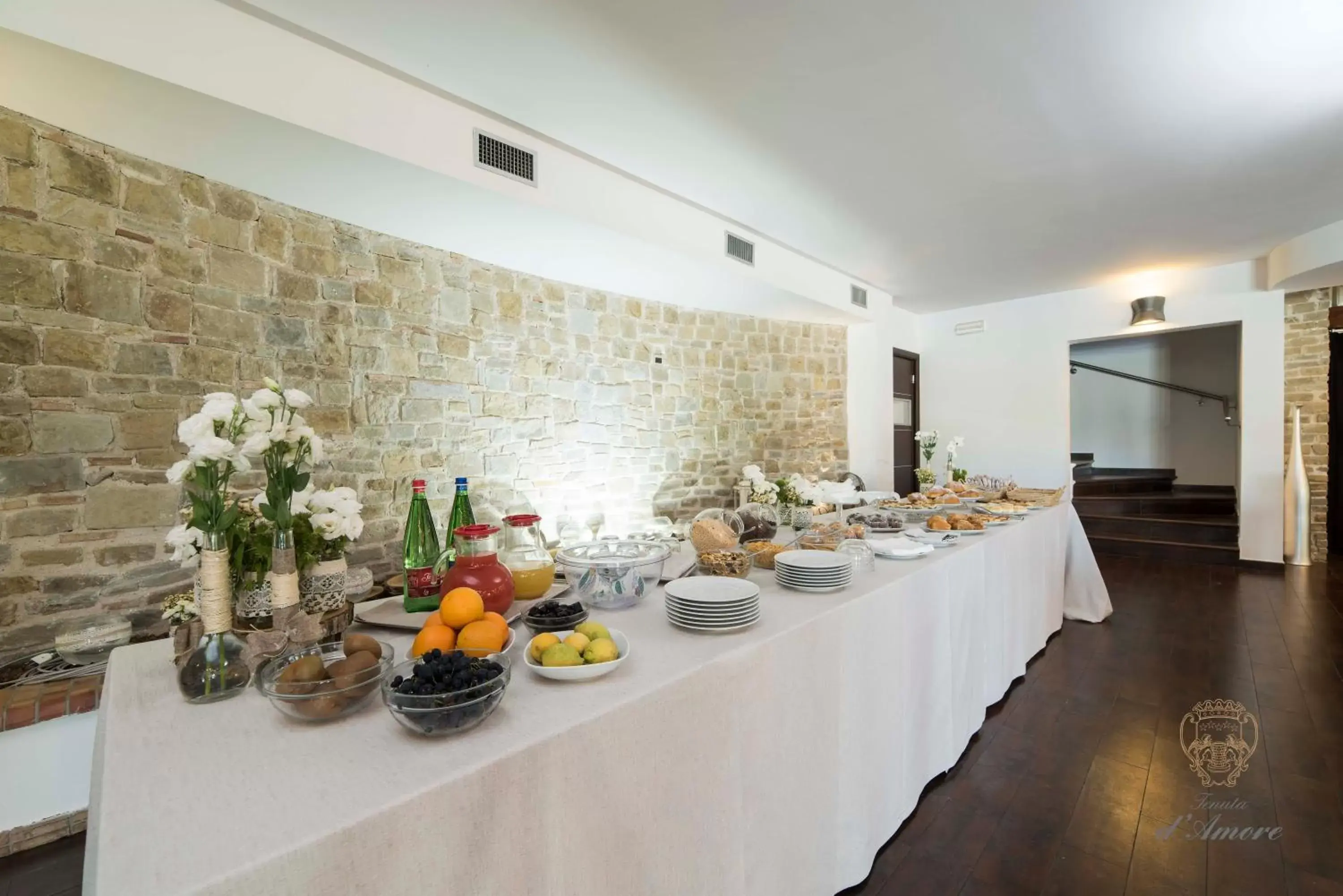 Buffet breakfast, Food in Tenuta D'Amore