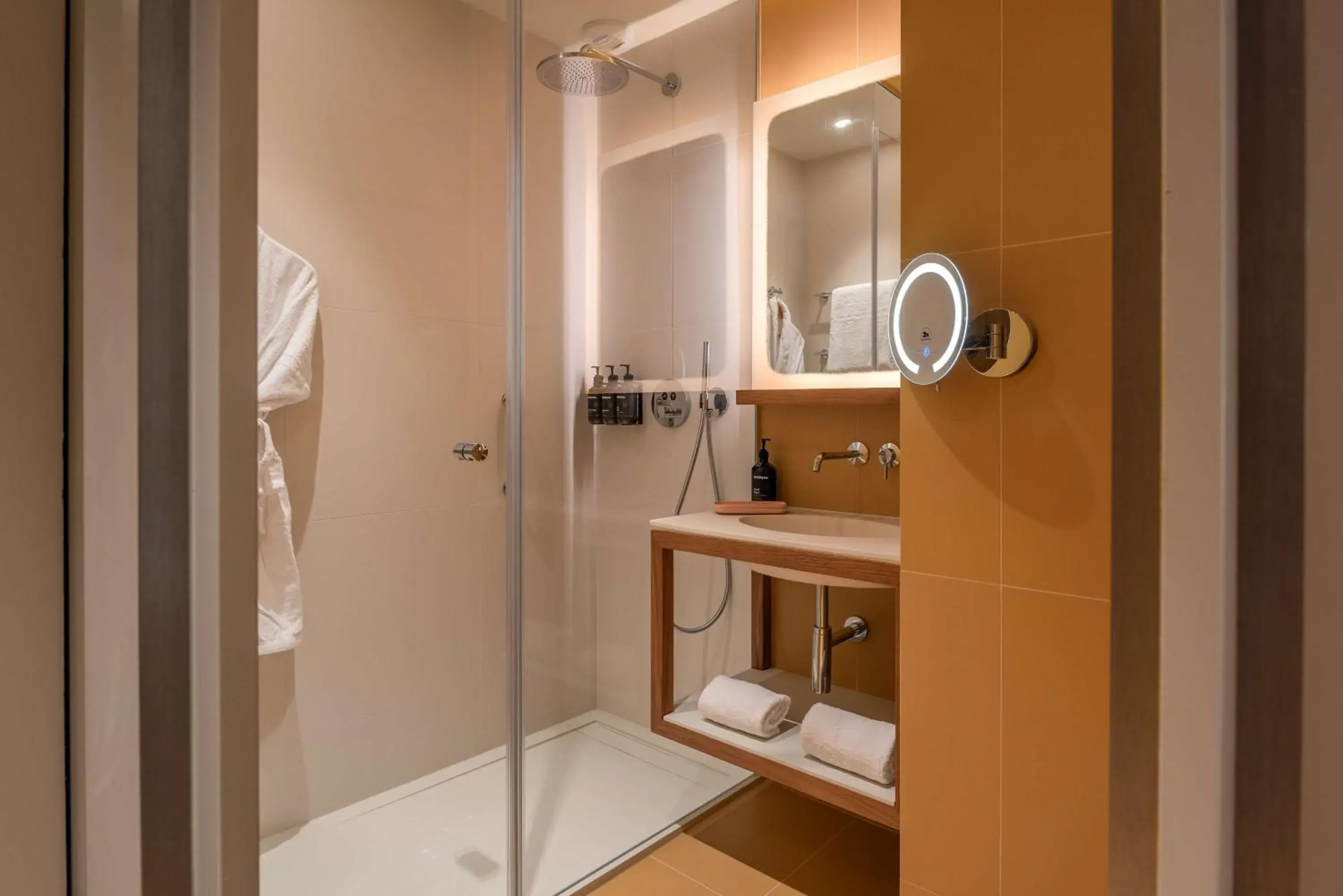 Bathroom in Canopy by Hilton Cannes