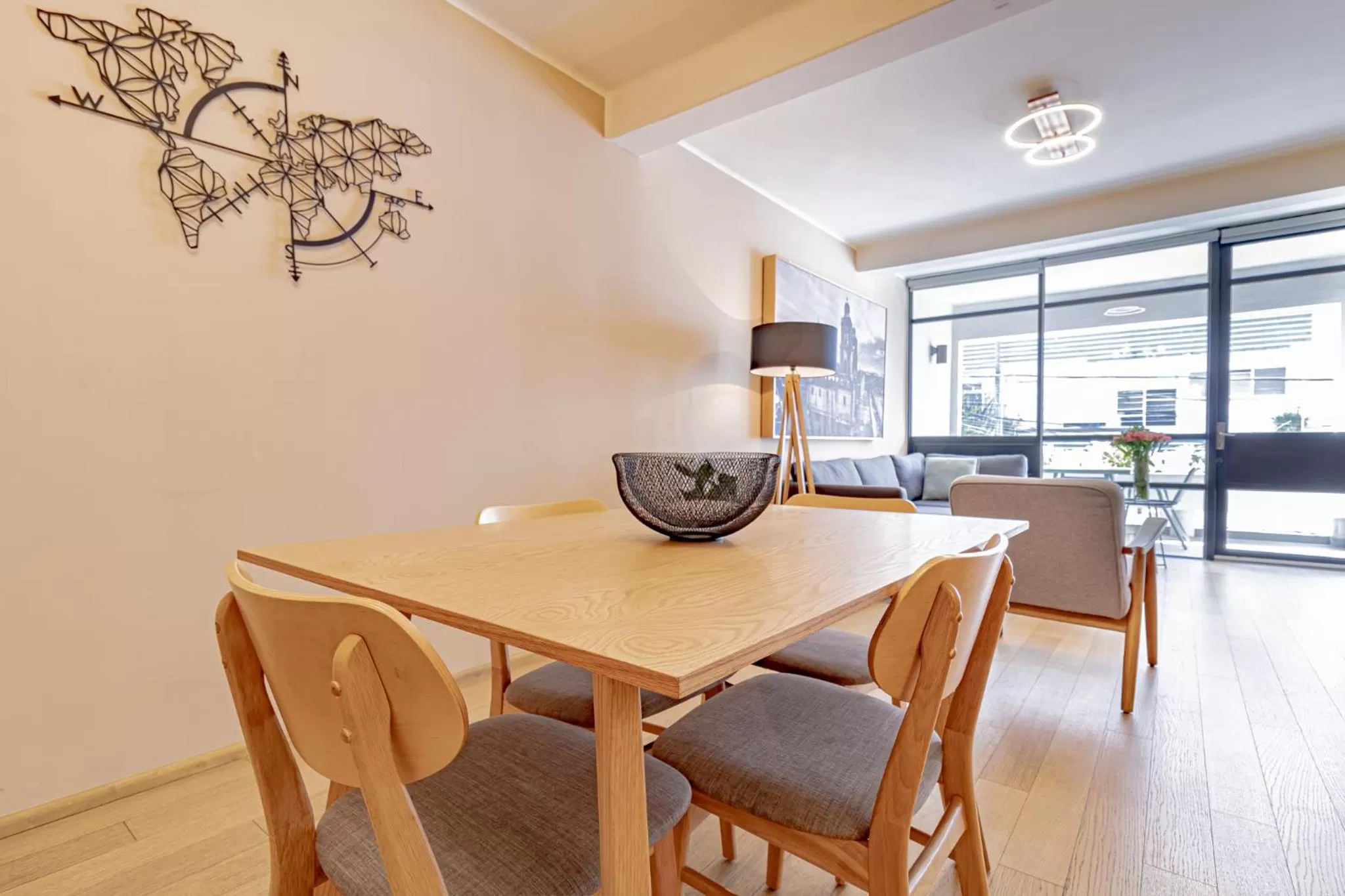 Dining area in Mi Zona Lodging WTC