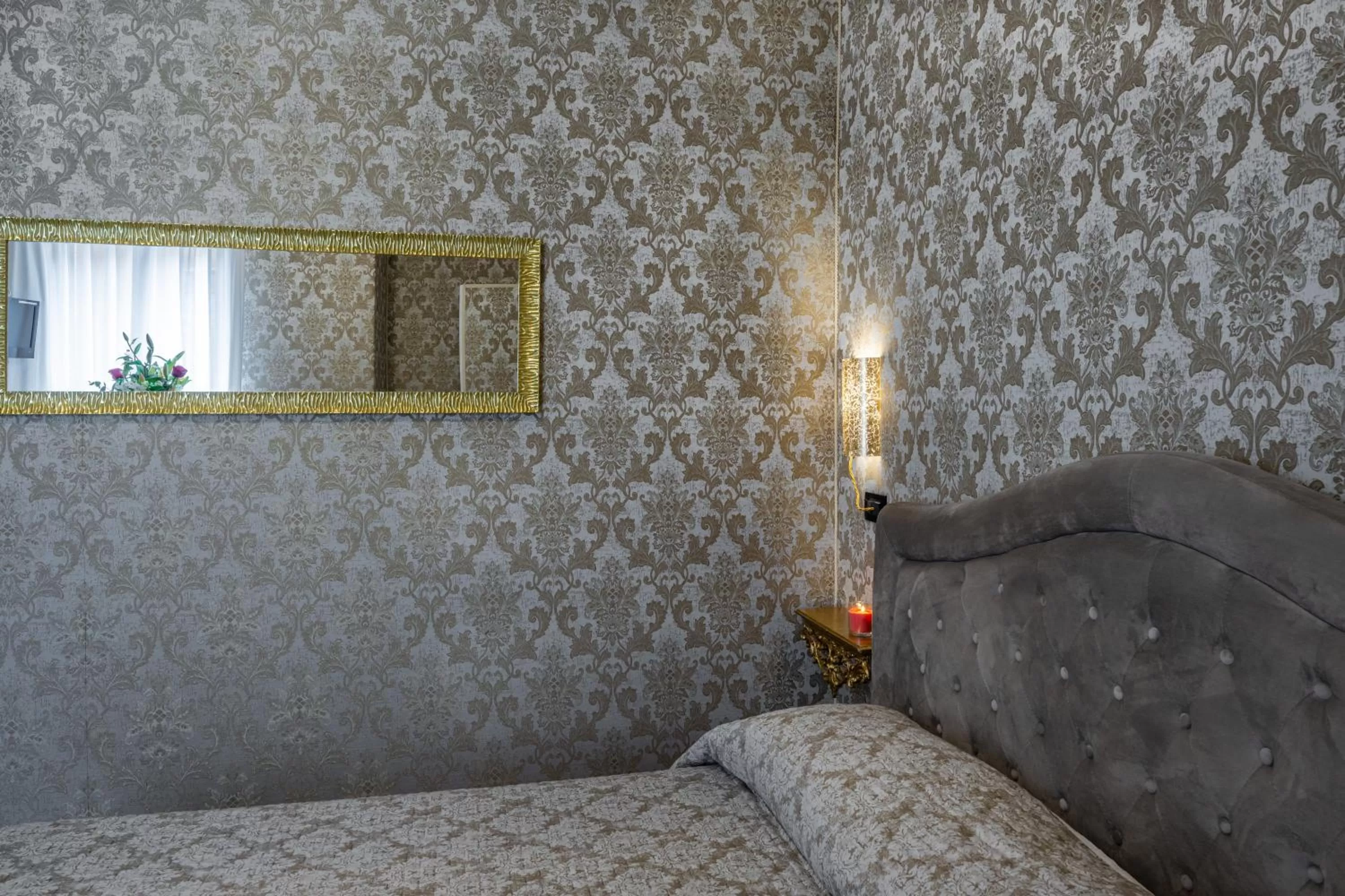 Bed in Hotel Apostoli Garden