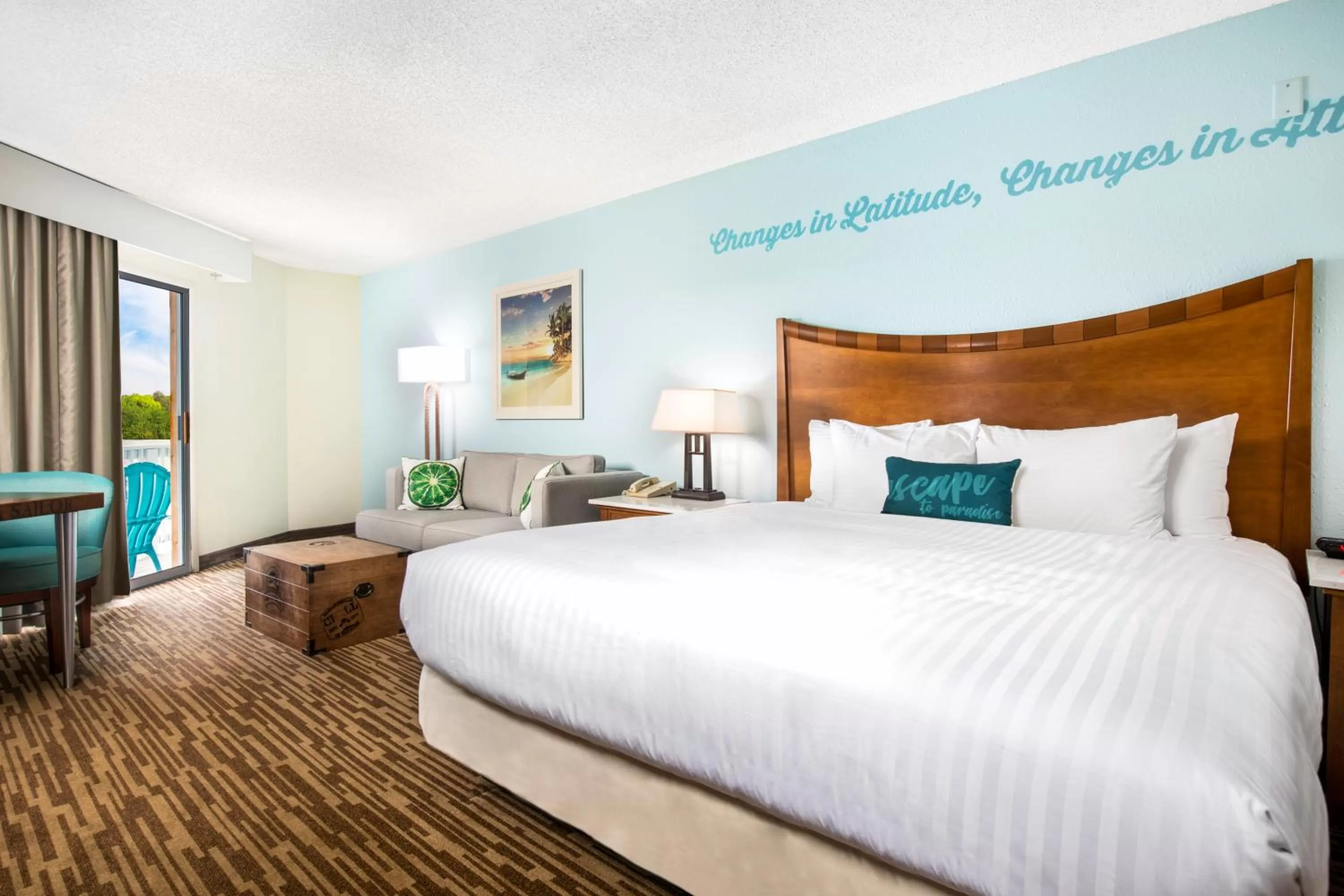 Bed in Margaritaville Lake Resort Lake of the Ozarks