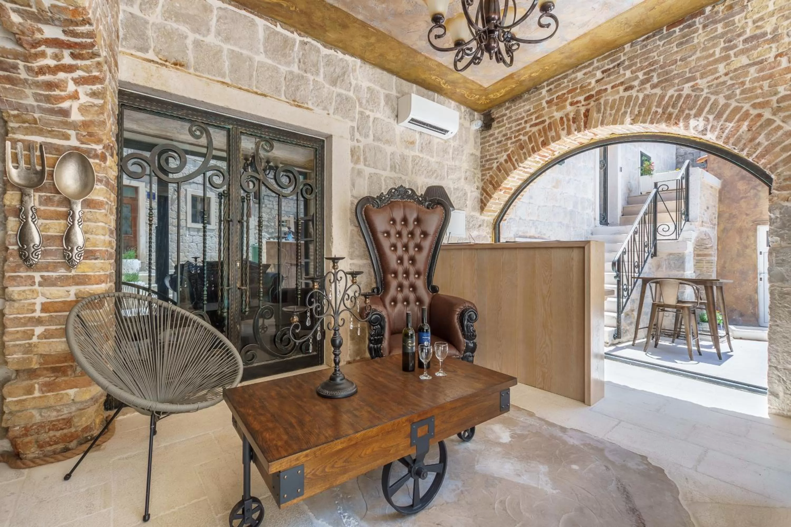 Lobby or reception in Heritage Palace Varos - MAG Quaint & Elegant Boutique Hotels