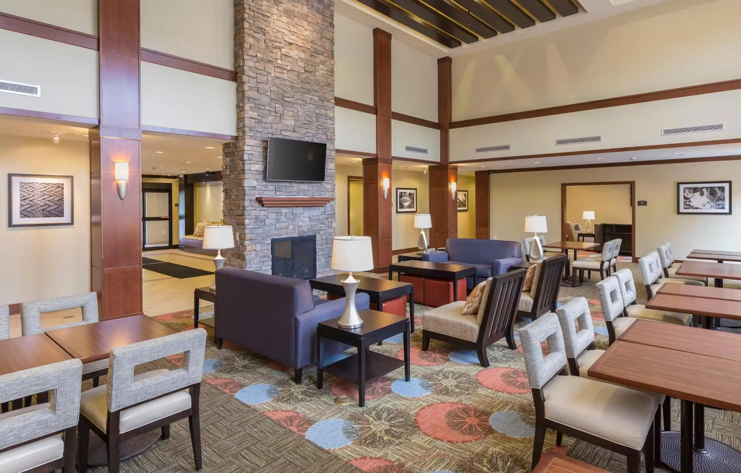 Lobby or reception, Restaurant/Places to Eat in Staybridge Suites Canton, an IHG Hotel
