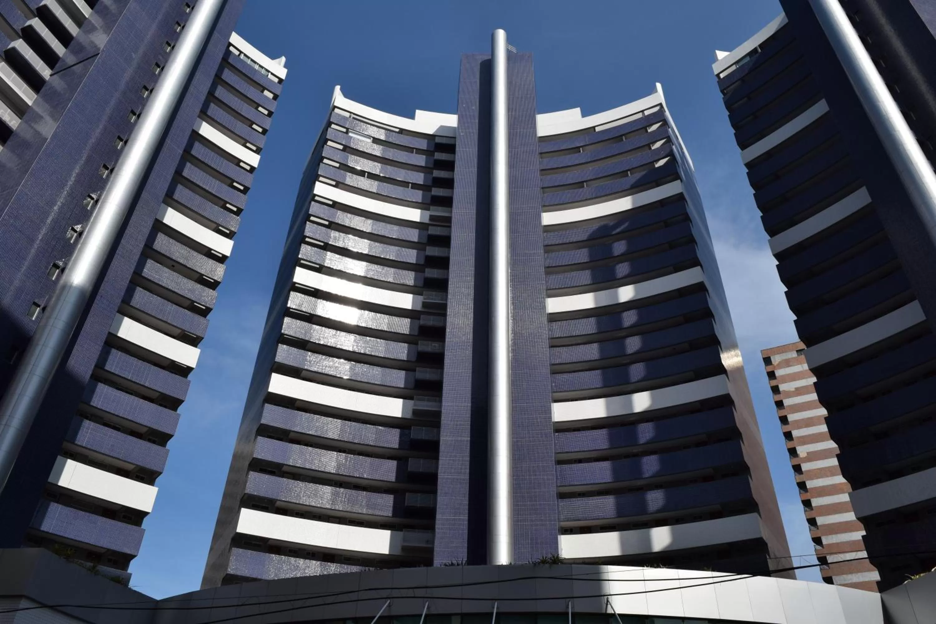 Property building in Beach Class Exclusive