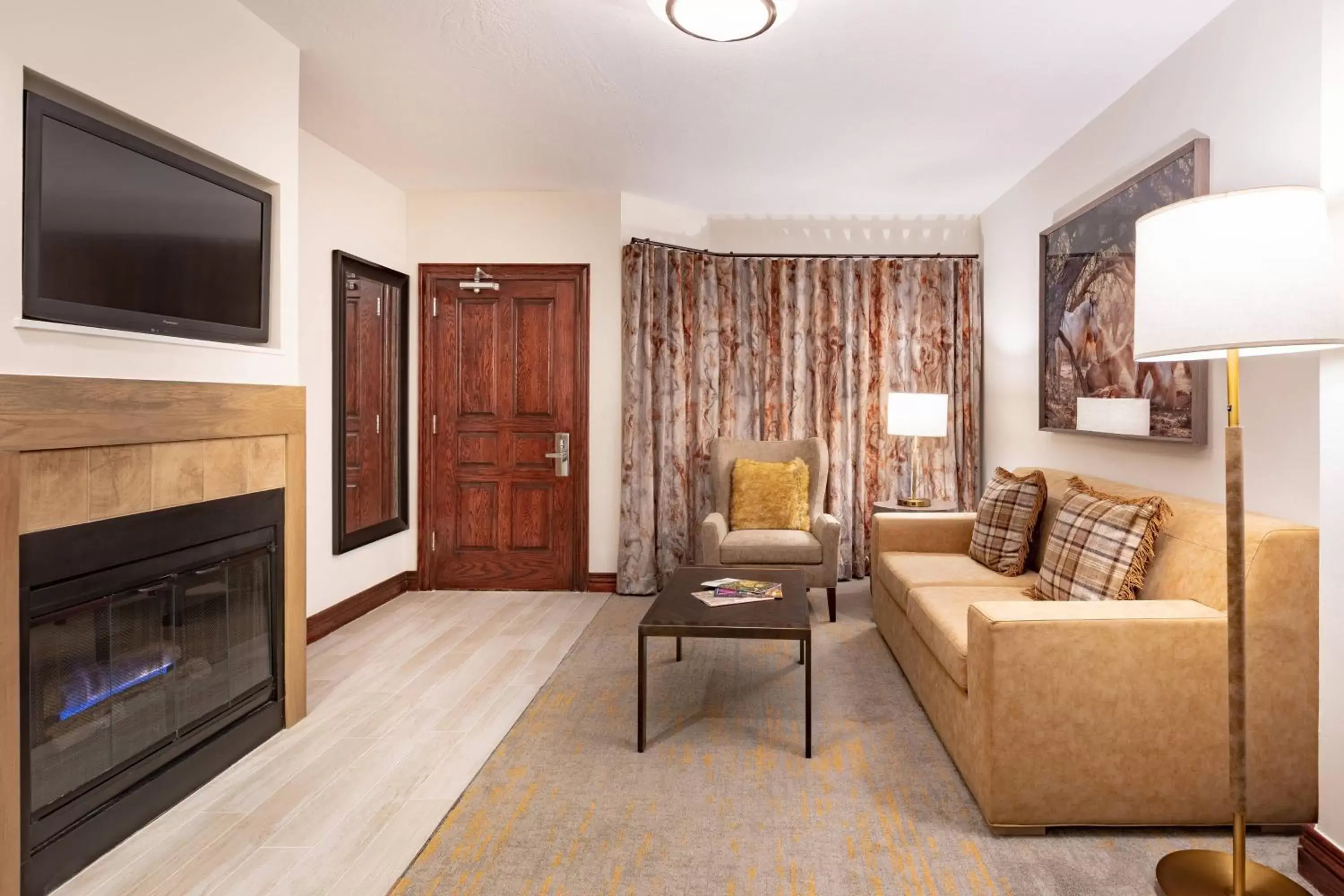 Living room, Seating Area in Beaver Creek Lodge, Autograph Collection