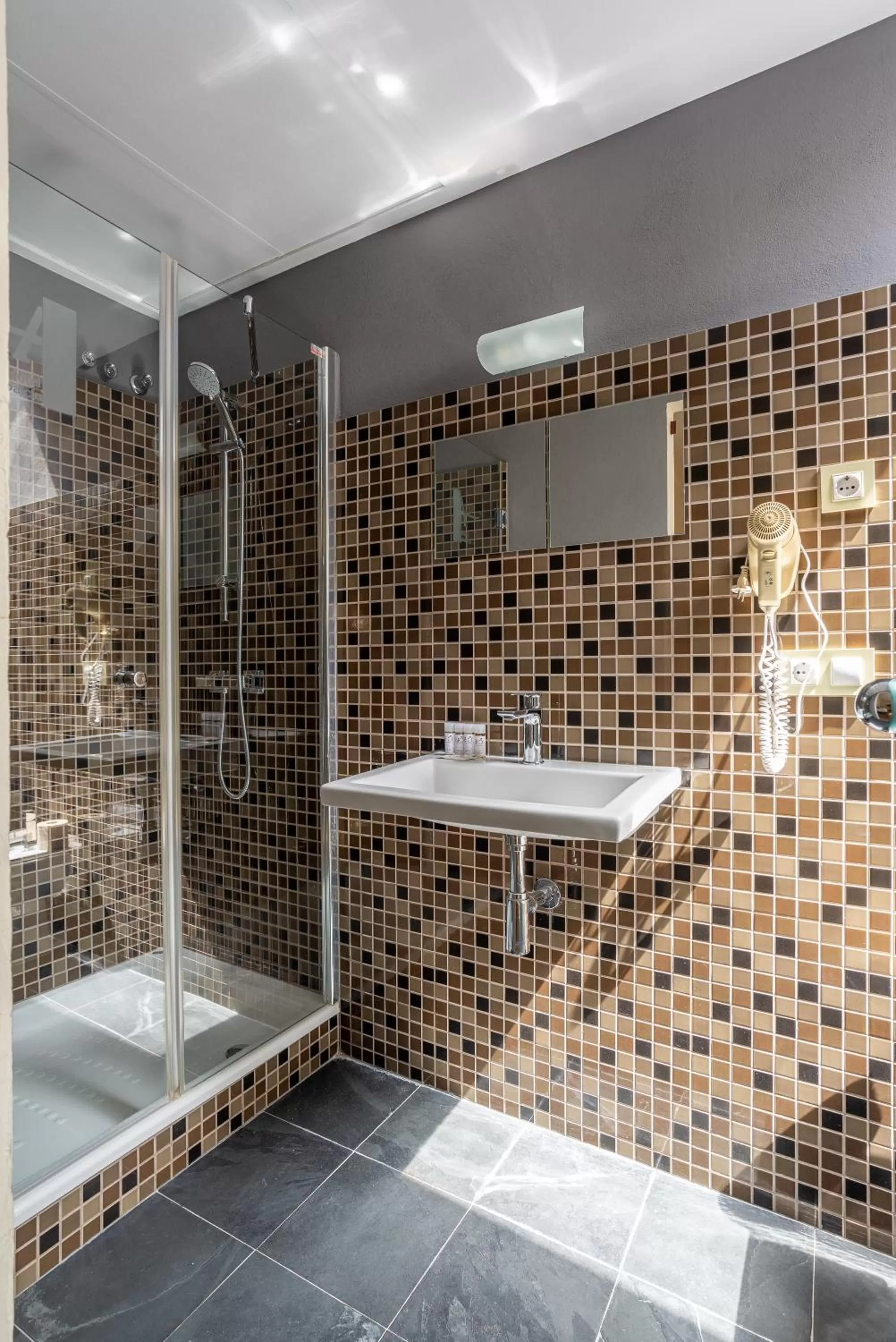 Bathroom in Hotel Albaicín