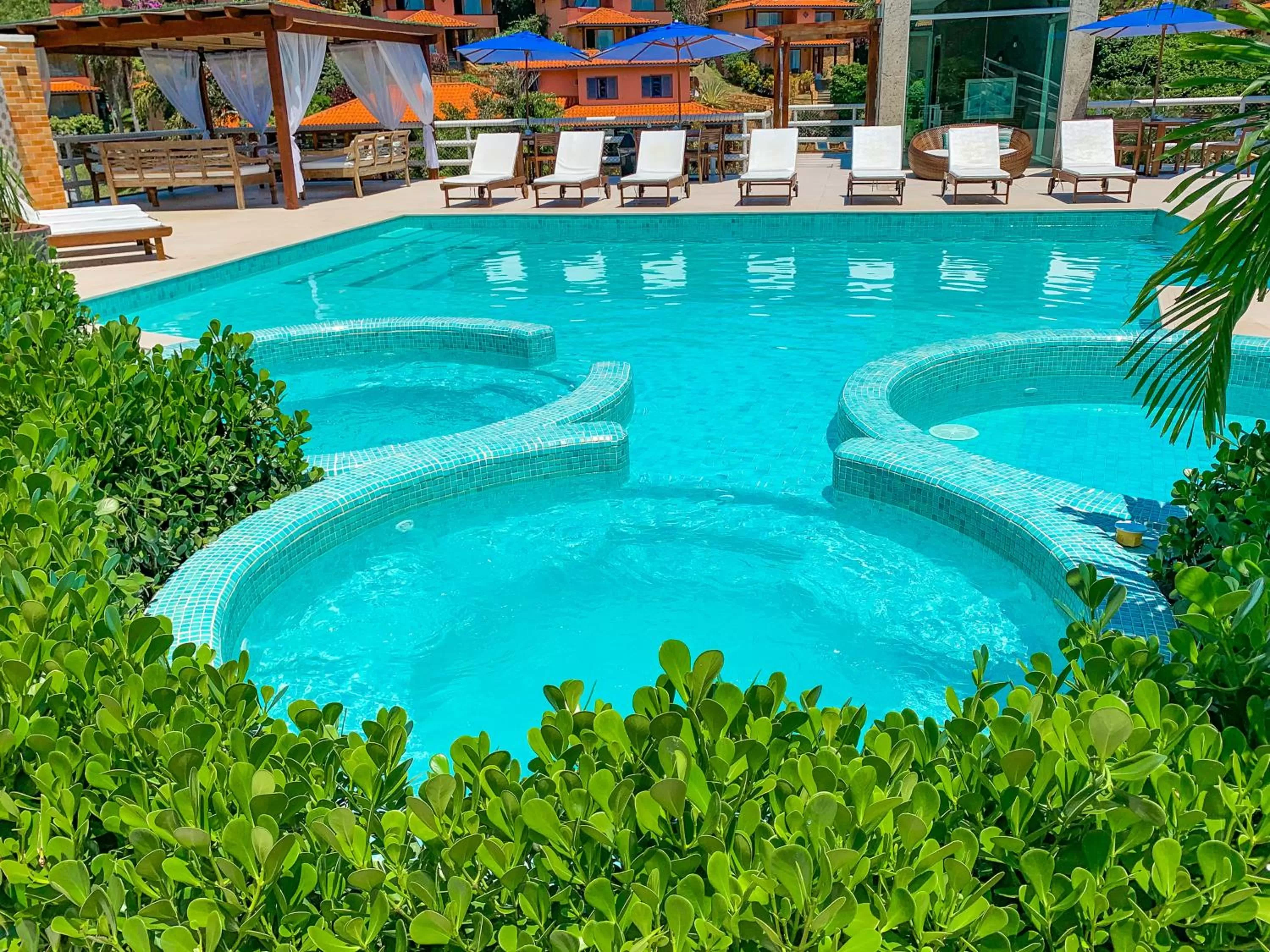 Hot Tub in Hotel Experience João Fernandes