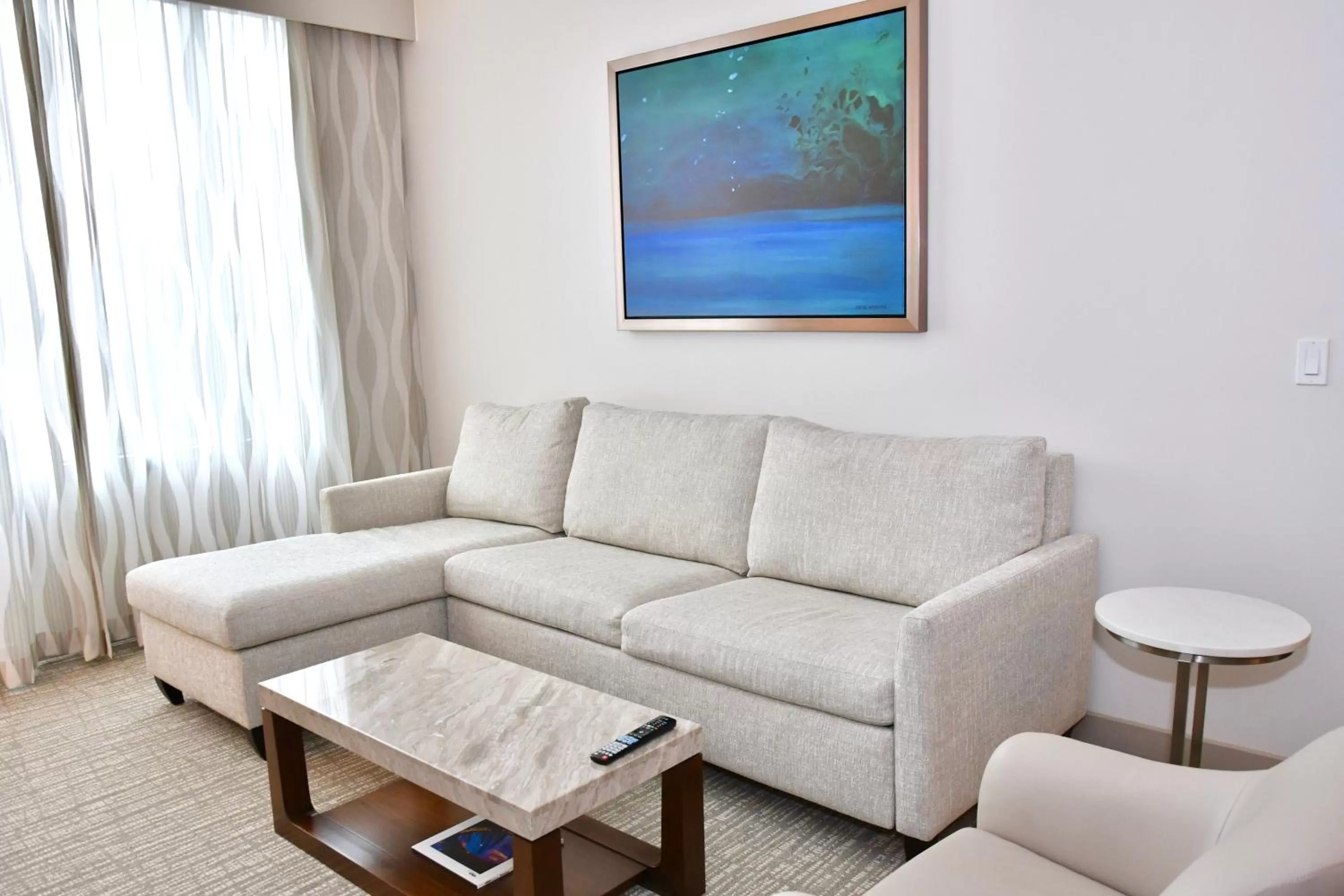 Bedroom in InterContinental Houston by IHG