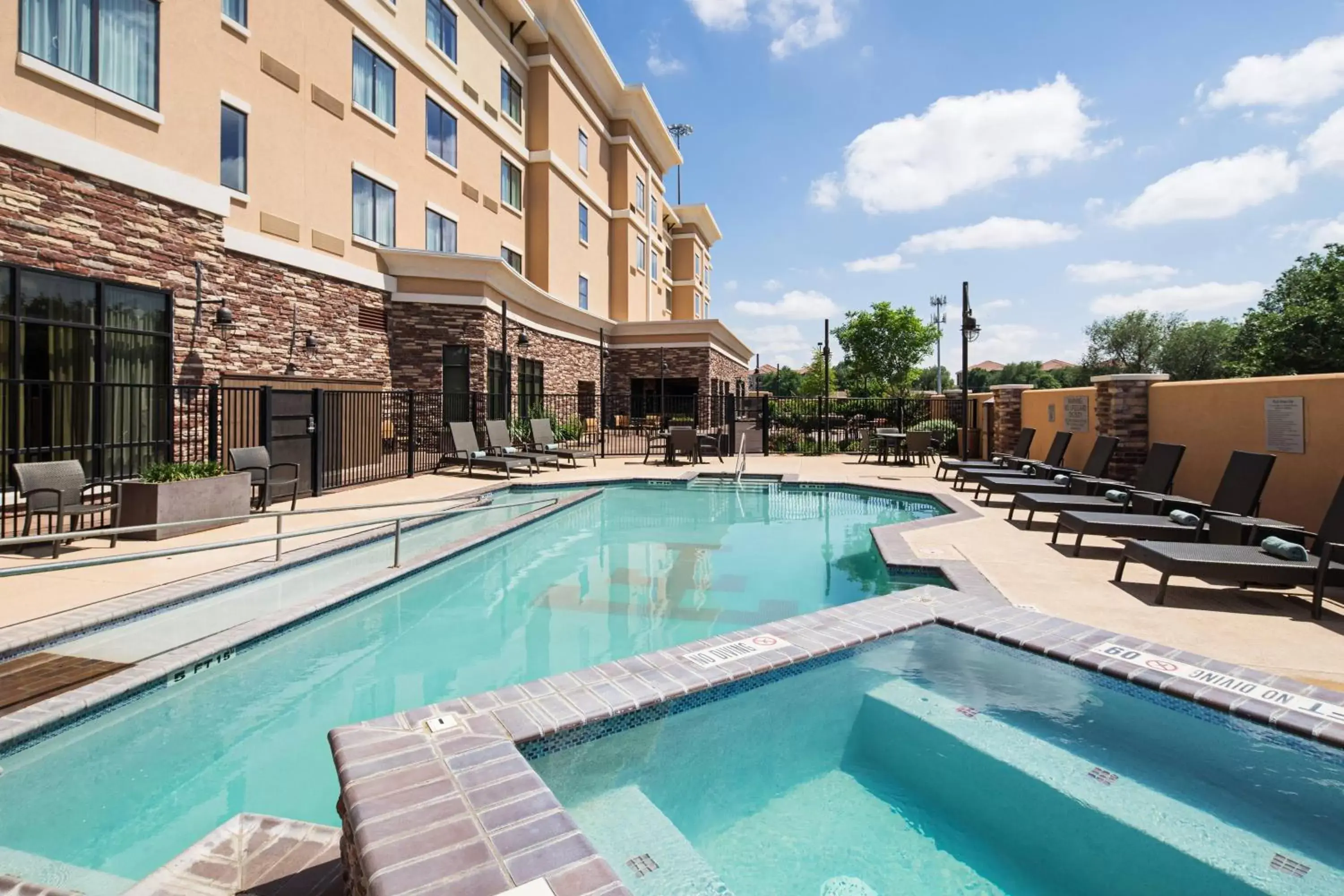 Swimming Pool in Courtyard by Marriott Lubbock Downtown/University Area