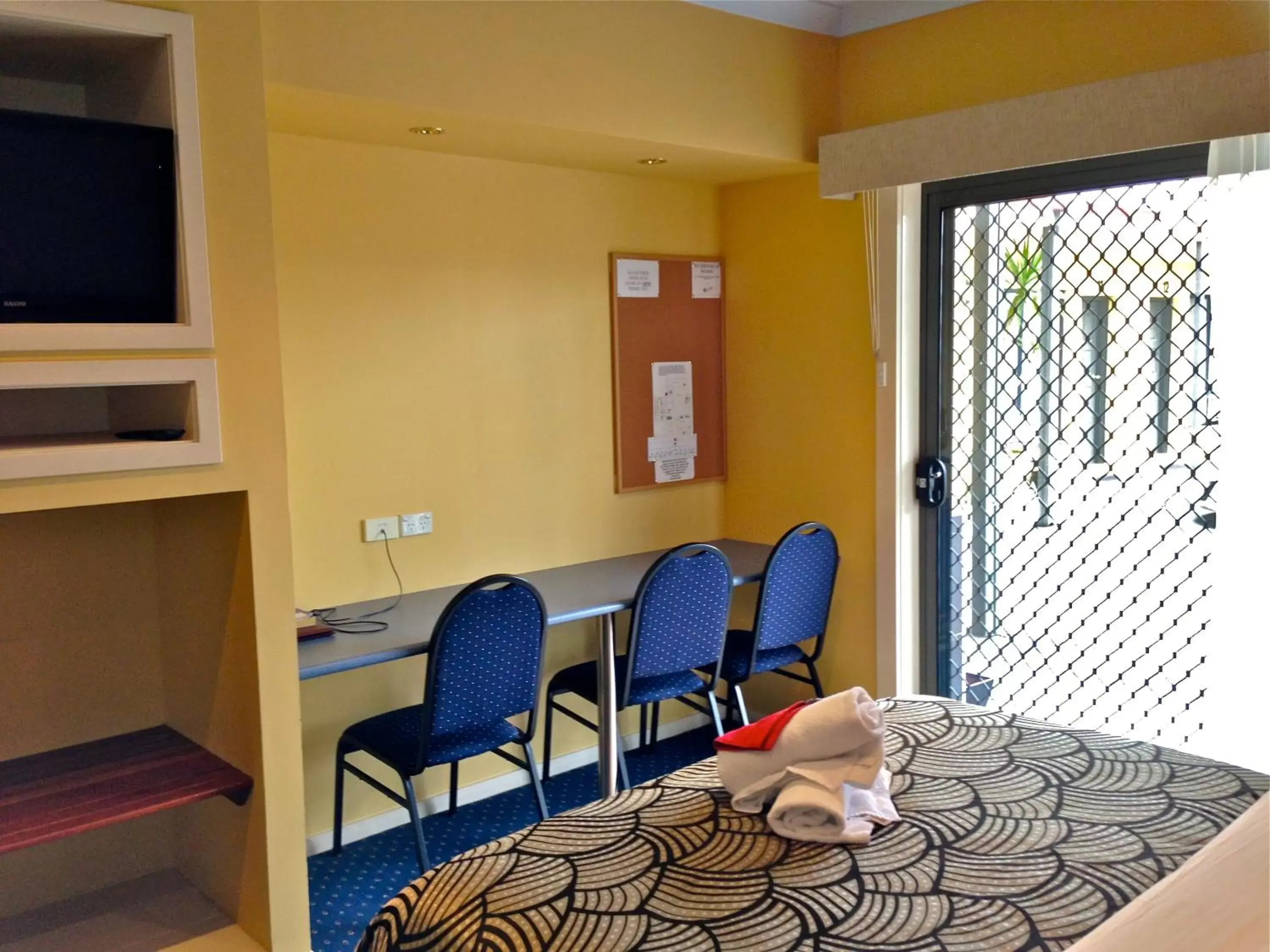 Seating area in Kyabram Motor Inn