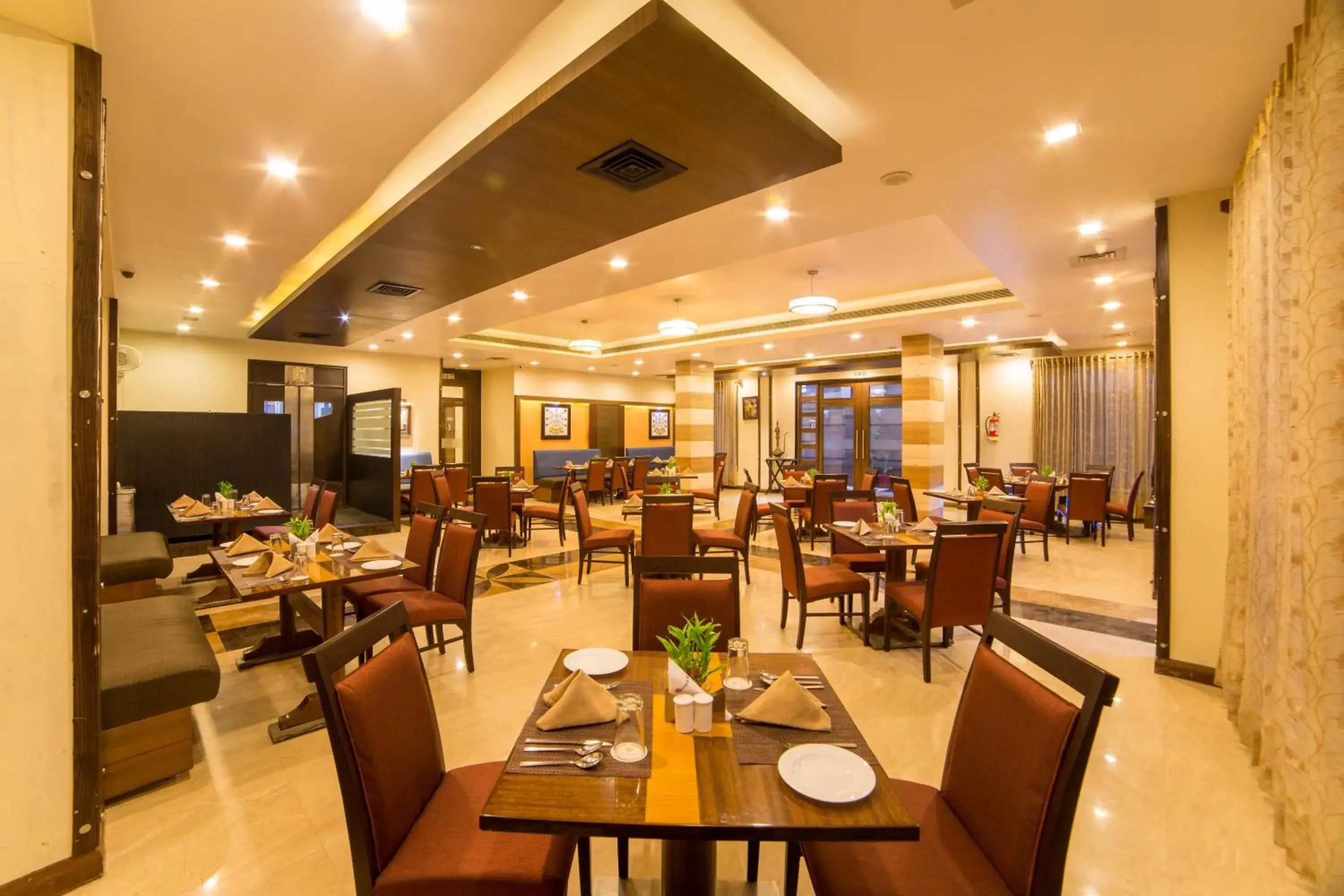 Food and drinks, Restaurant/Places to Eat in Amantra Comfort Hotel