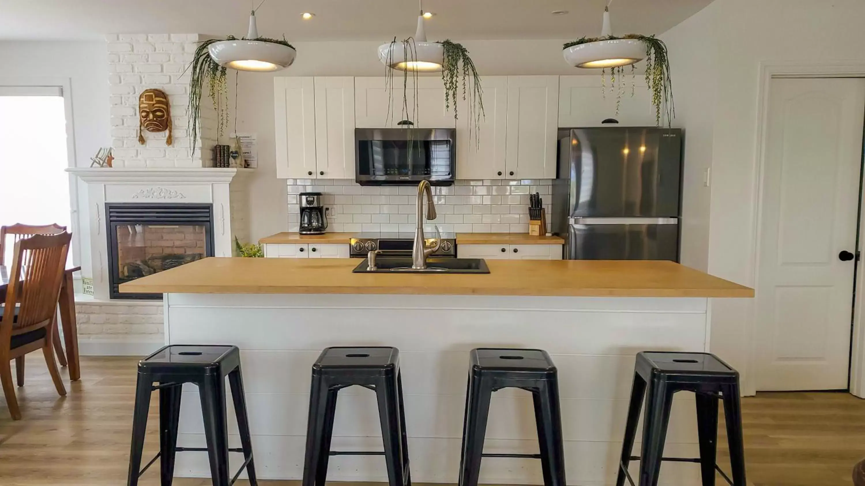 Kitchen/Kitchenette in Lofts Fleuve et Montagnes