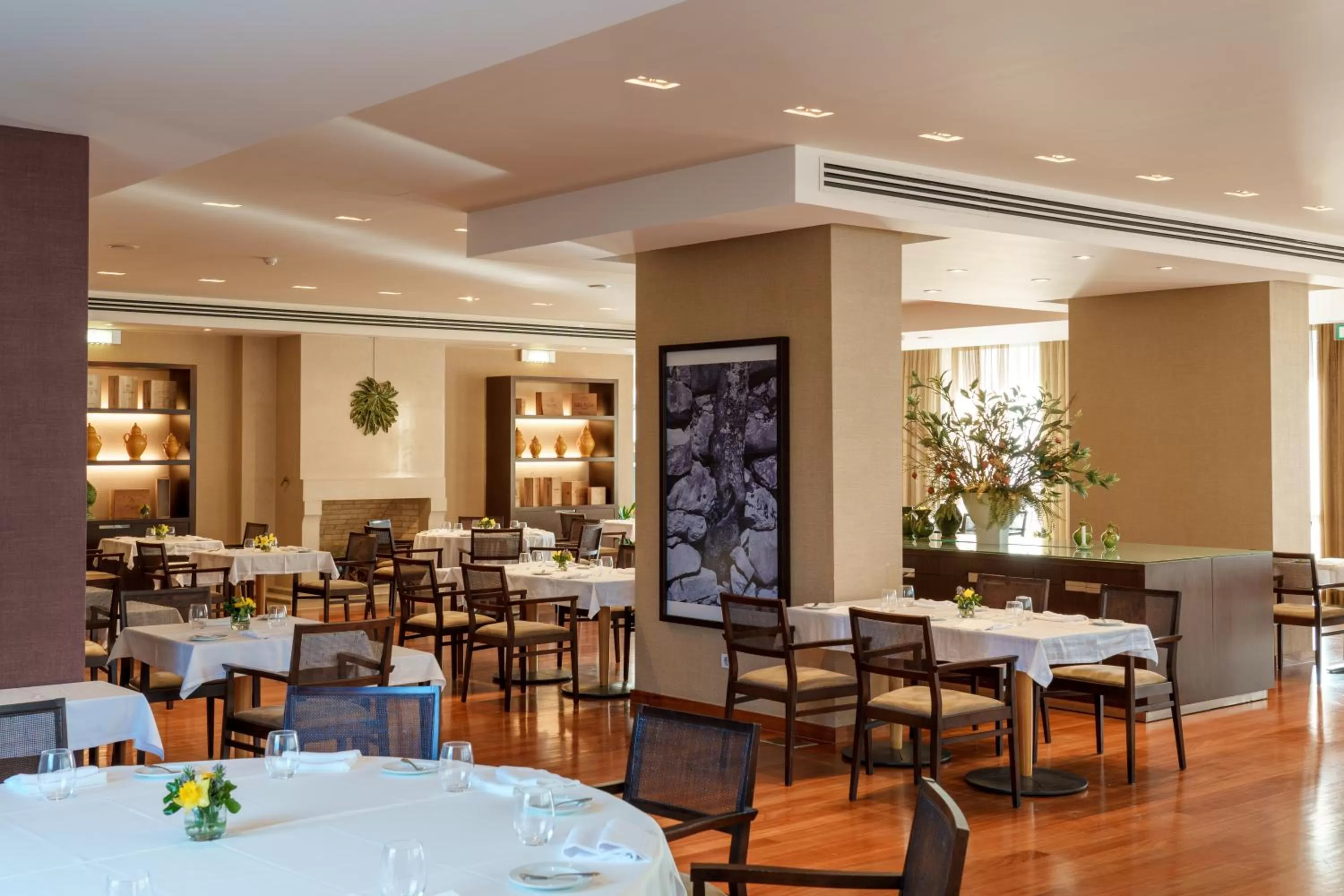 Restaurant/places to eat in Hotel Dom Goncalo & Spa