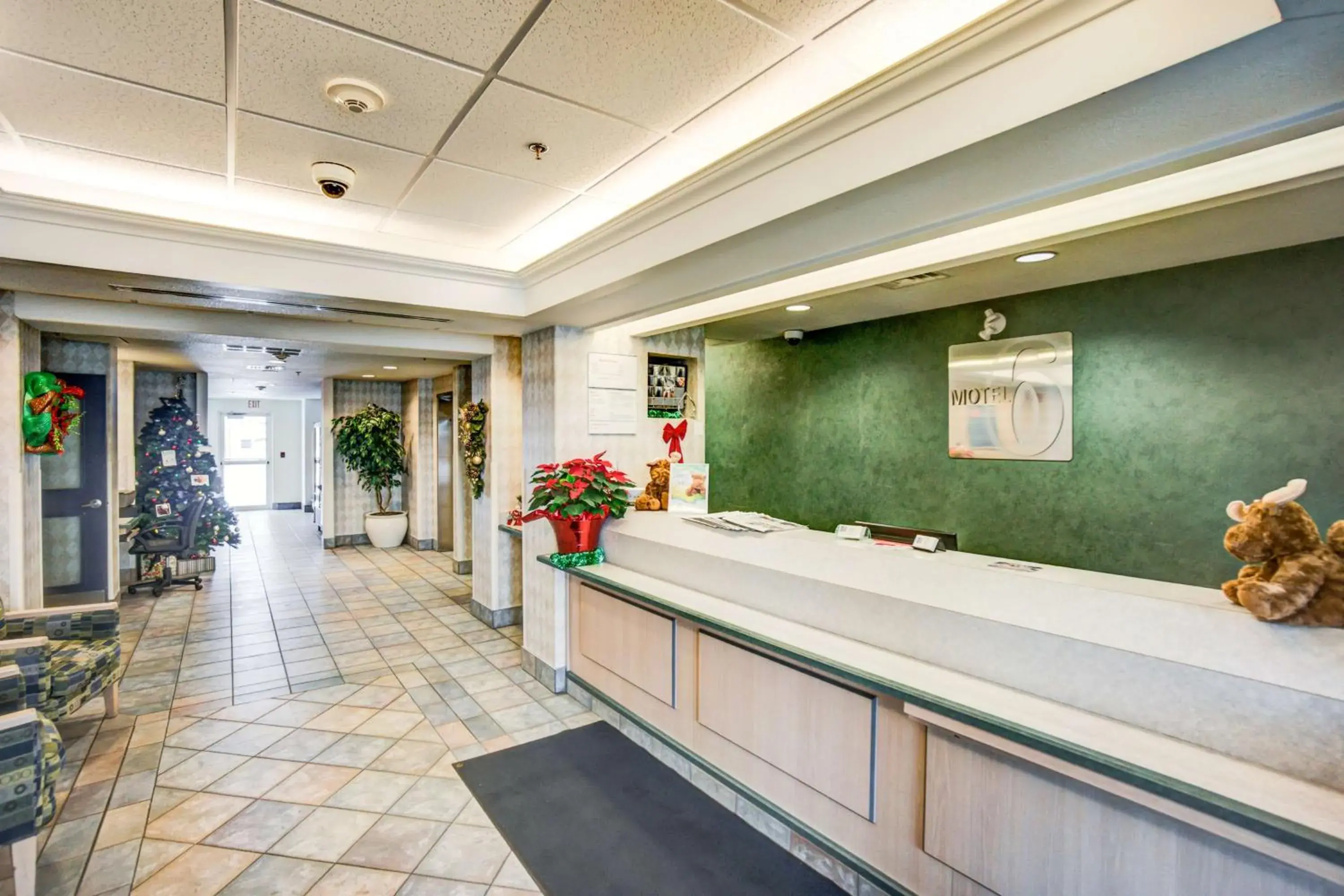 Lobby or reception in Motel 6-Red Deer, AB Lobby or reception in Motel 6-Red Deer, AB
