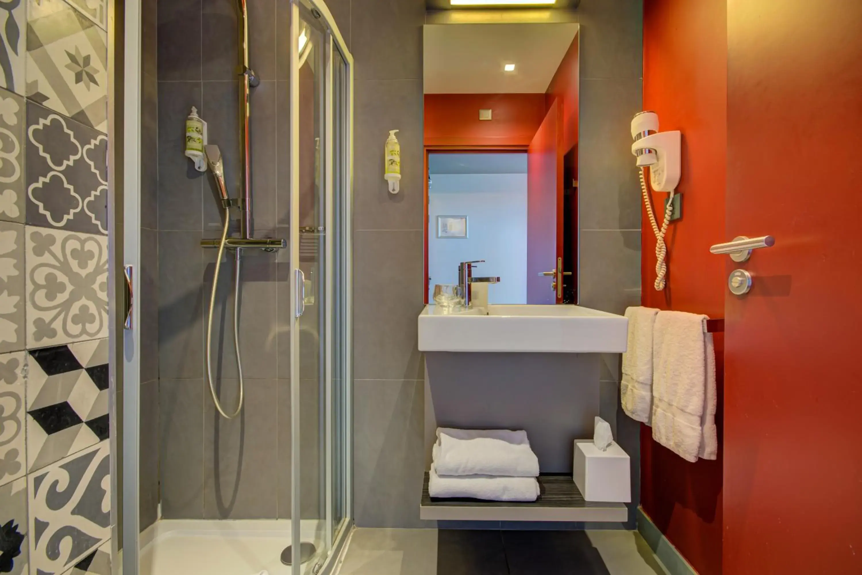Bathroom in Alex Hotel & Spa