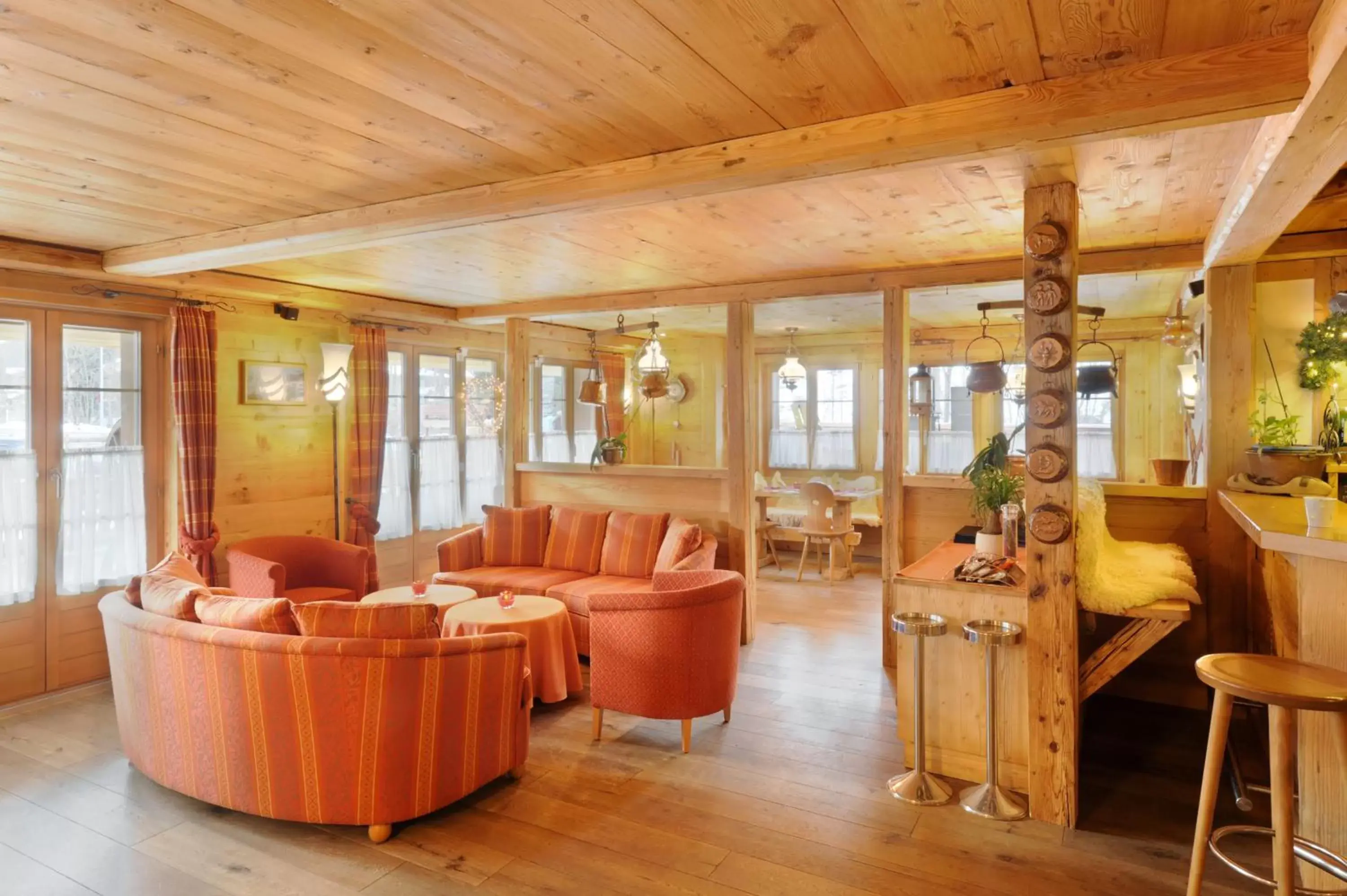 Lounge or bar in Hotel Bellerive Gstaad