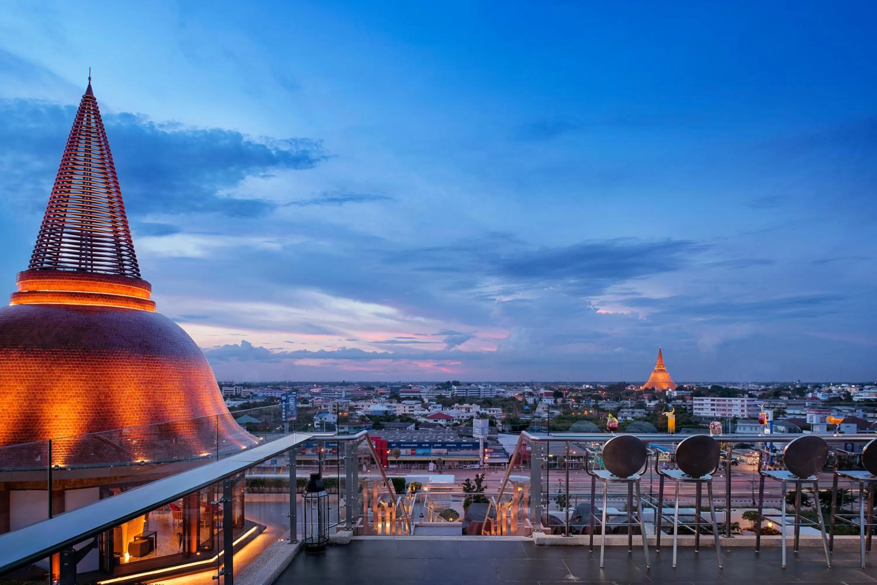 Night in Mida Grande Hotel Dhavaravati Nakhon Pathom - SHA PLUS