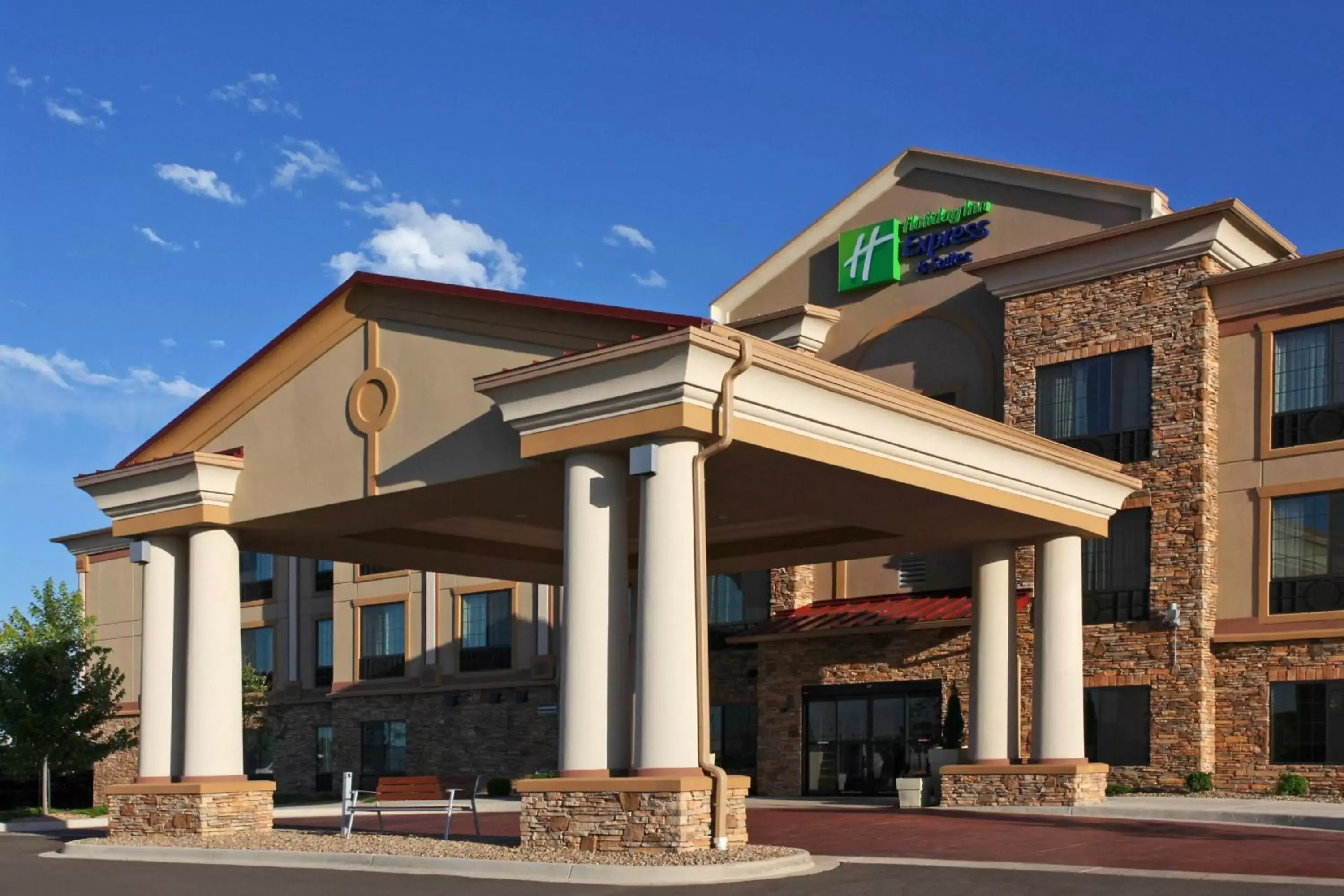 Property Building in Holiday Inn Express Hotel & Suites Longmont, an IHG Hotel