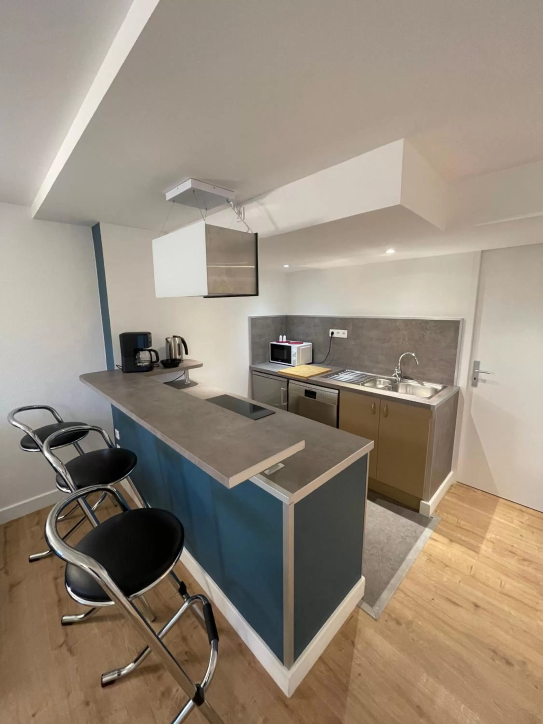 Kitchen or kitchenette in Best Western L'Aquarium Arras Nord