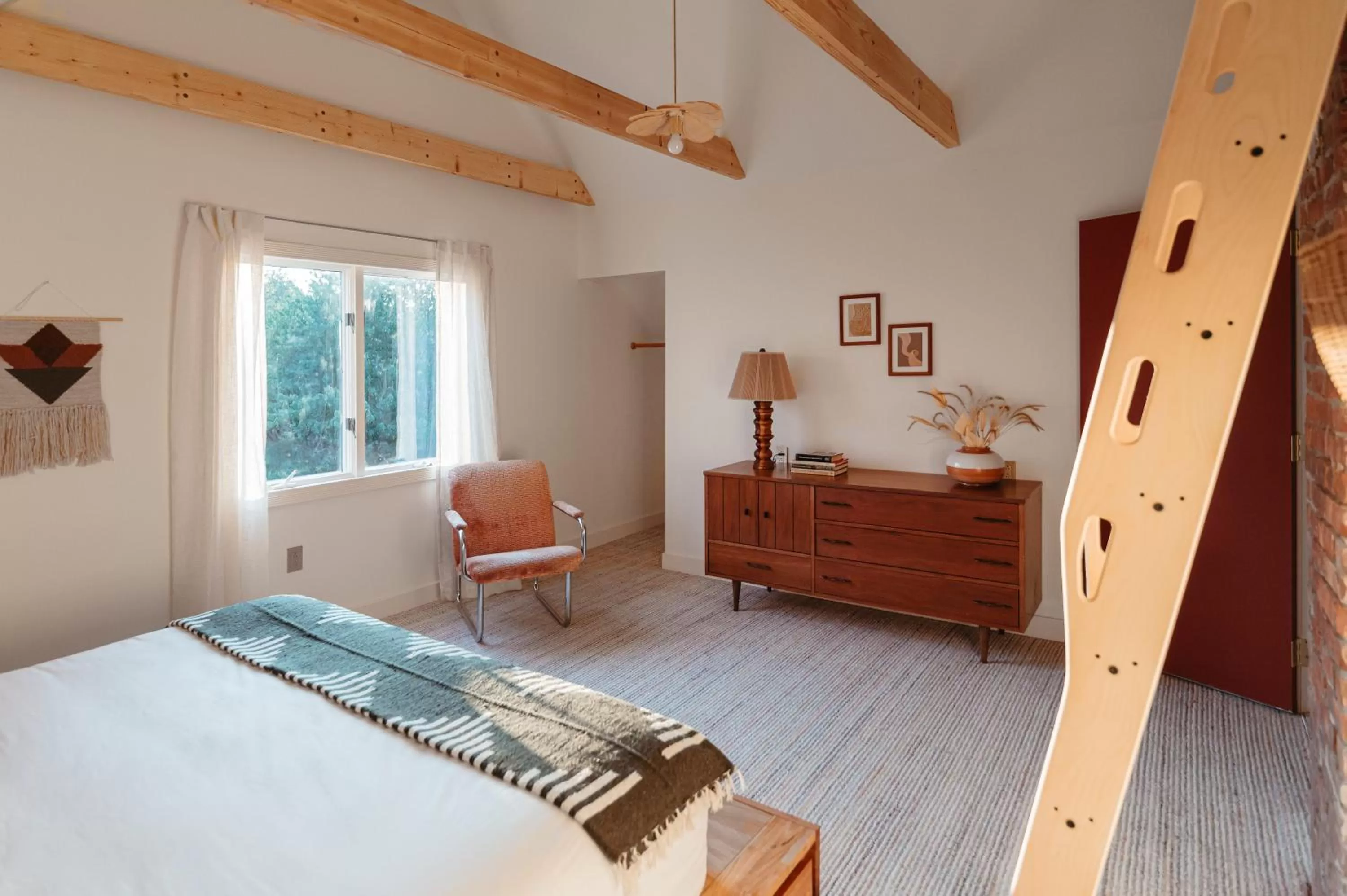 Bed in Eastwind Hotel Lake Placid