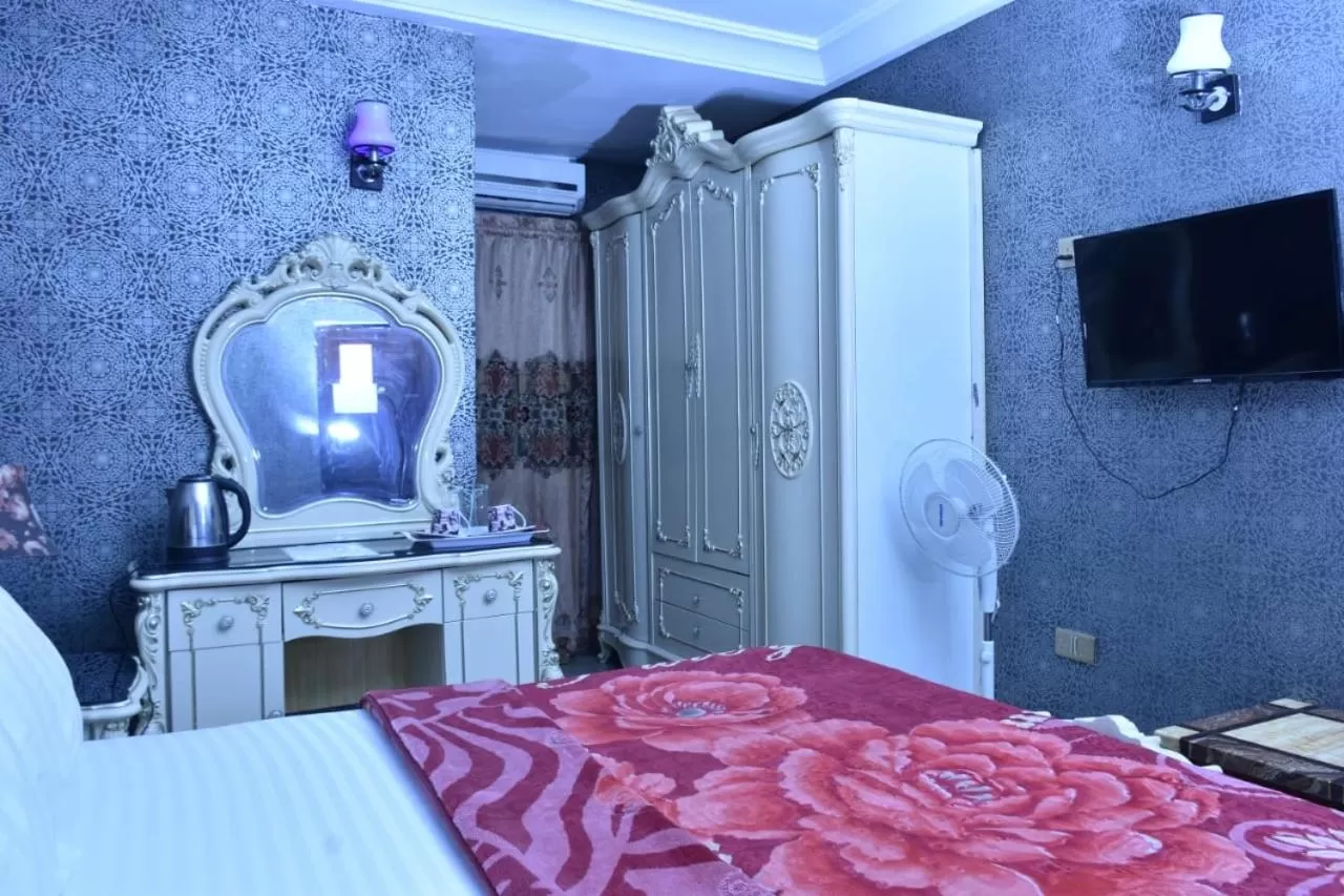 Bed in World Class Hotel & Apartments