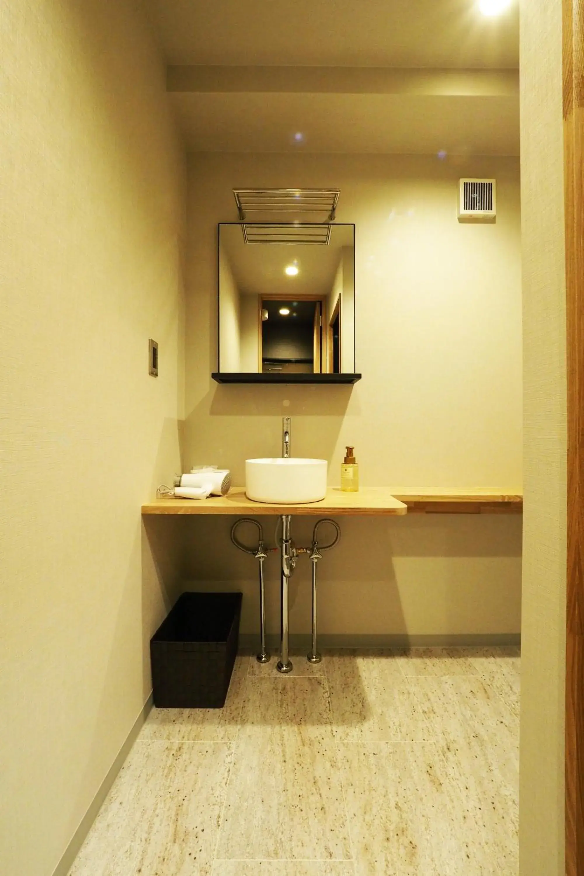 Bathroom in Yumoto Station Hotel MIRAHAKONE