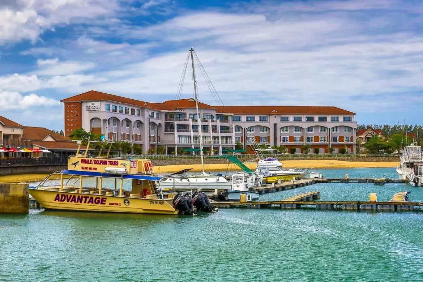 Property Building in La Rochelle Inn