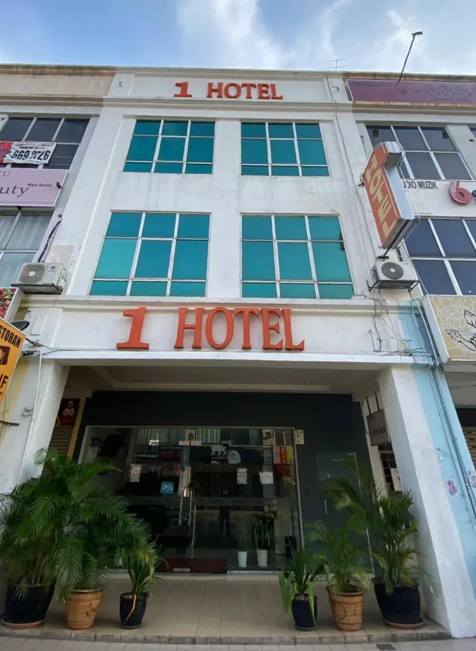 Property Building in 1 Hotel Taman Connaught