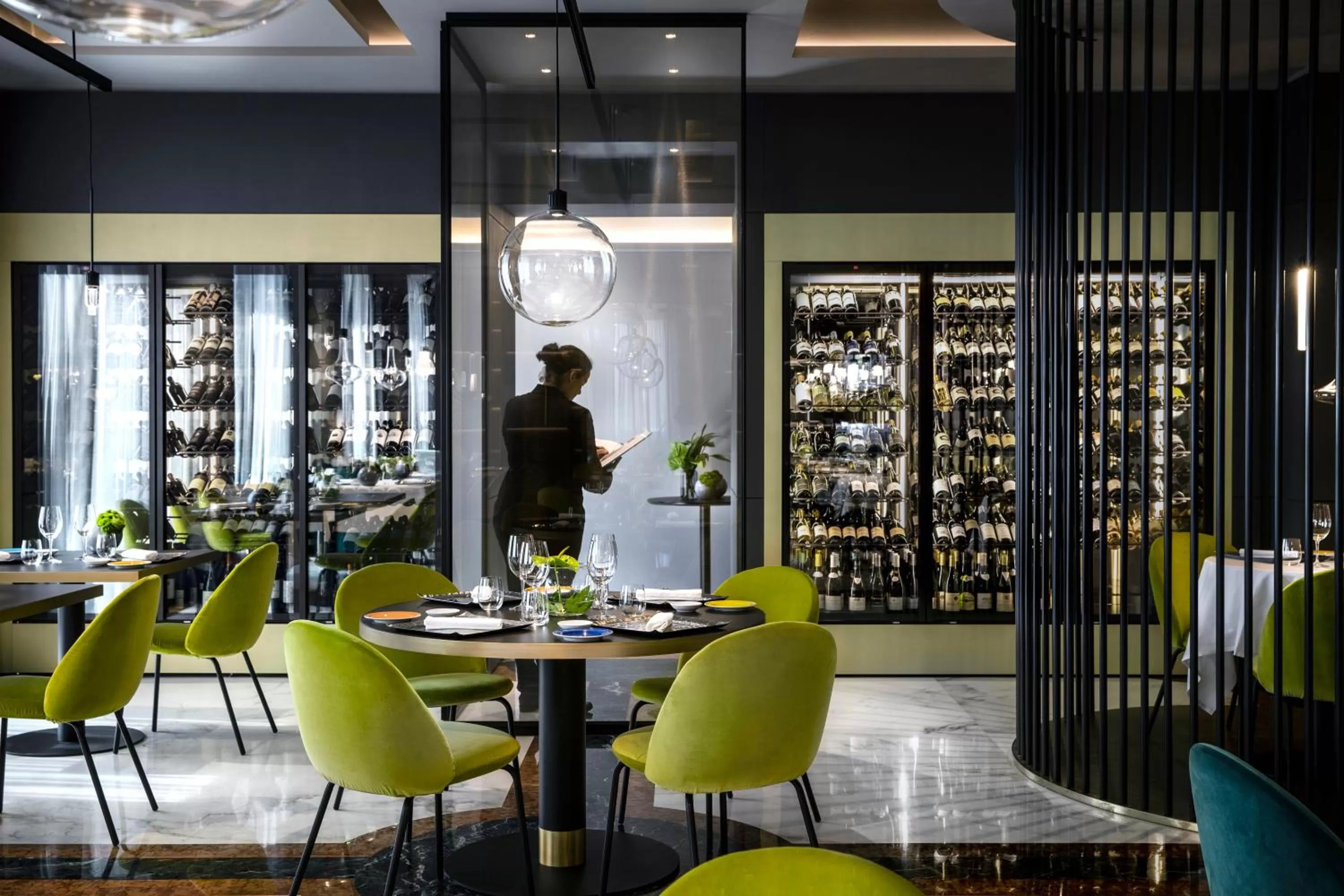 Restaurant/places to eat in Hotel Plaza e de Russie - Relais & Châteaux