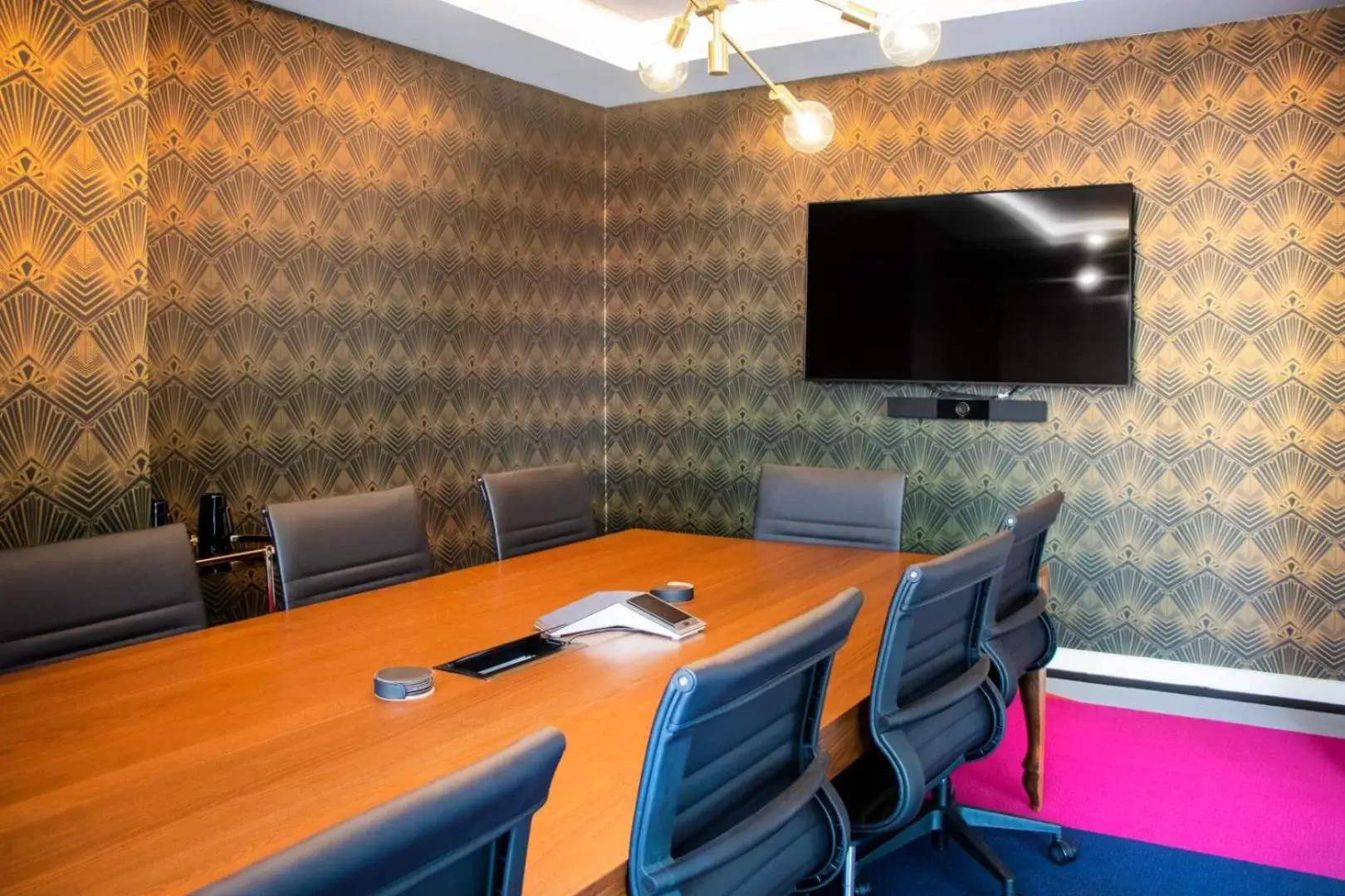 Meeting/conference room, TV/Entertainment Center in TRYP by Wyndham Wellington, Tory Street