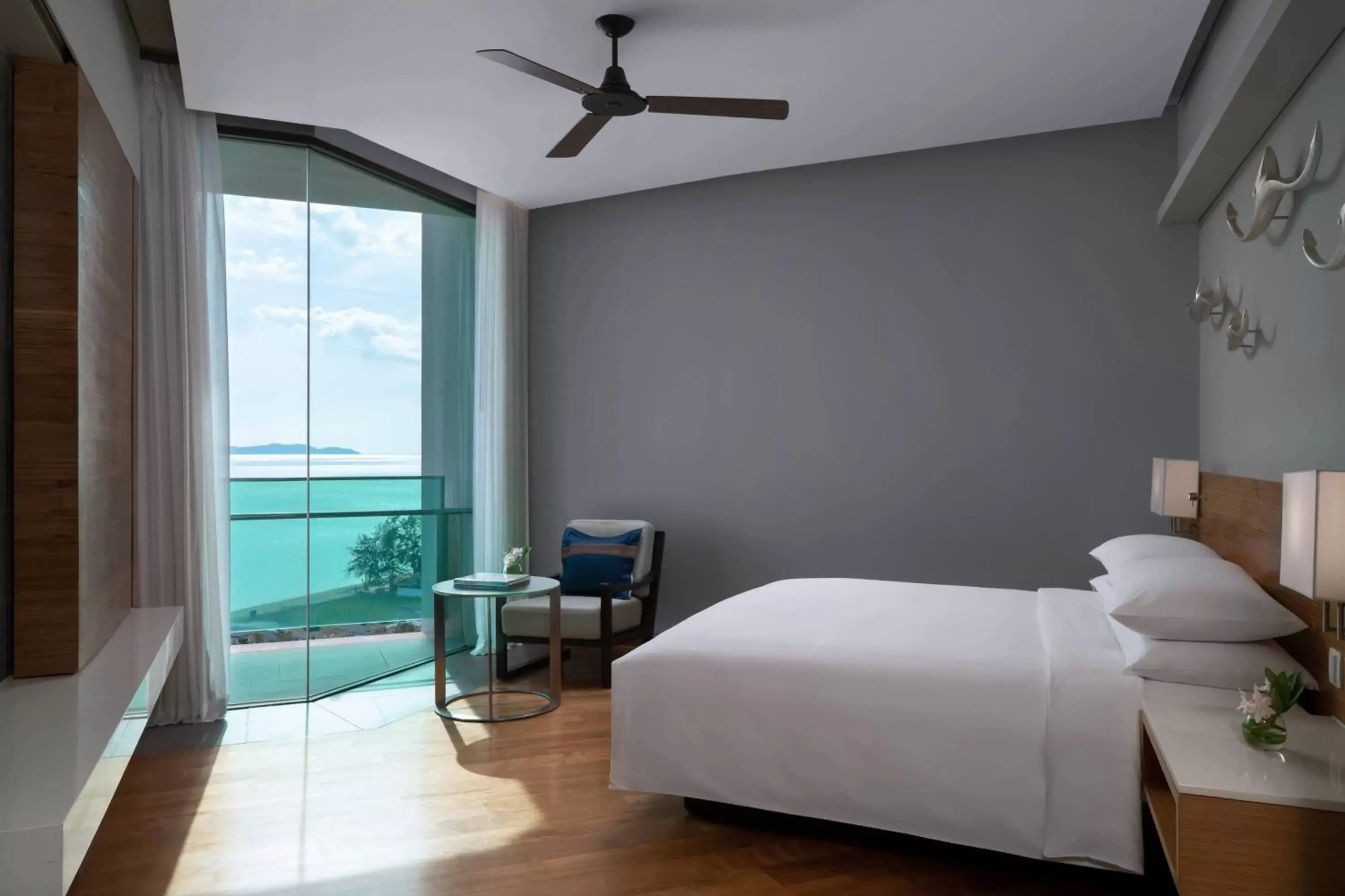 Bedroom, Bed in Rayong Marriott Resort & Spa