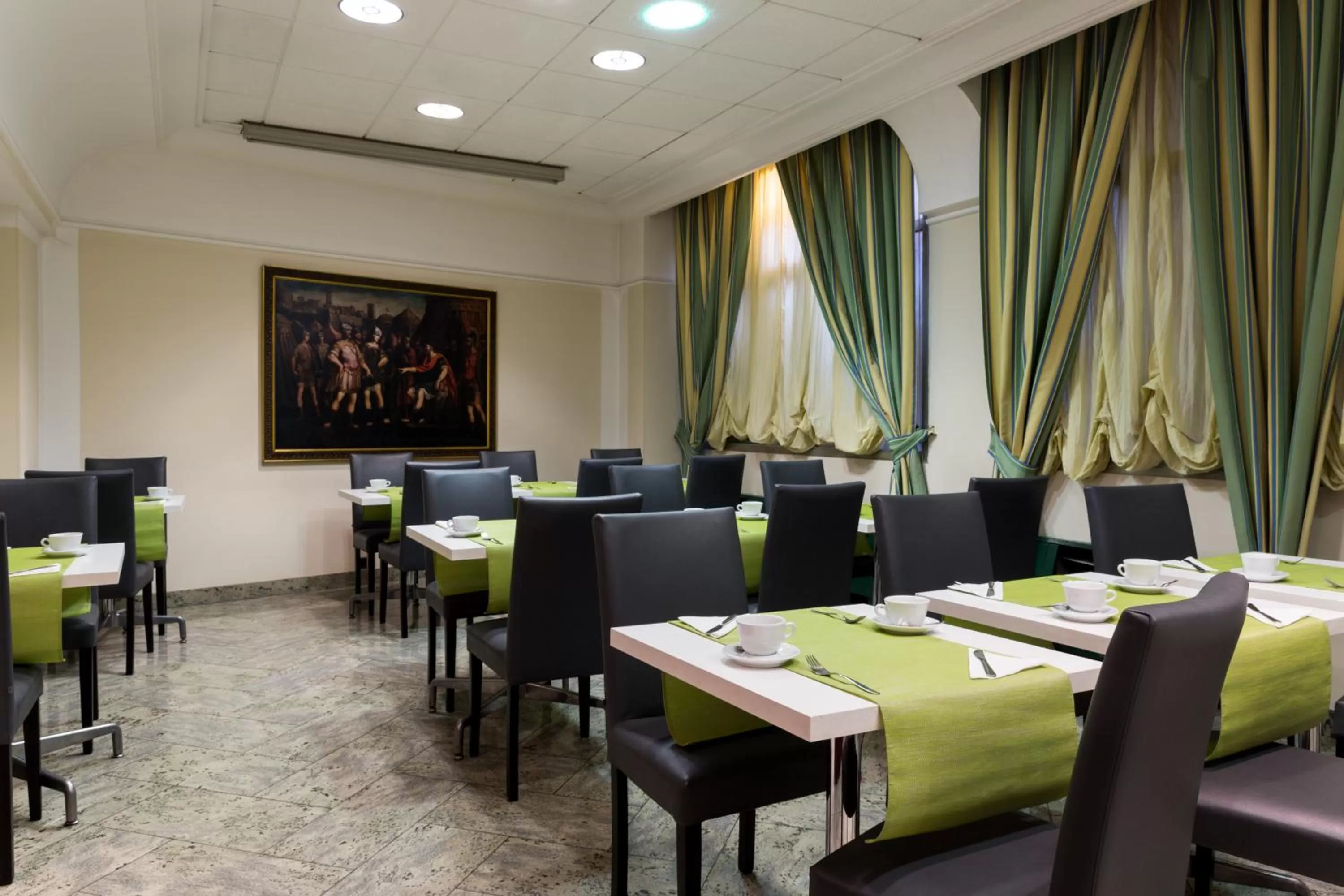 Restaurant/places to eat in Hotel Royal Torino Centro Congressi