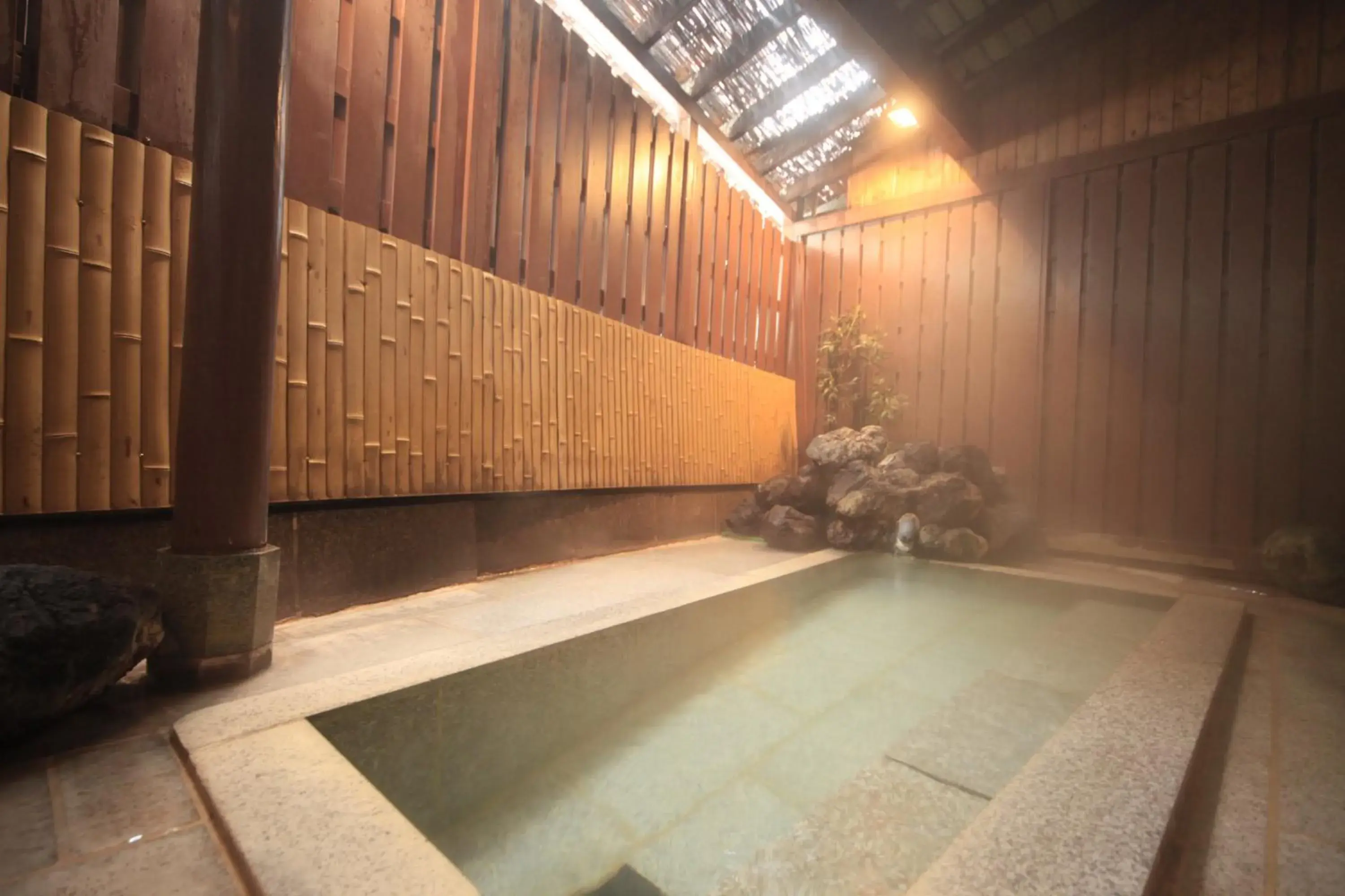 Hot Spring Bath in Kusatsu Onsen Daitokan
